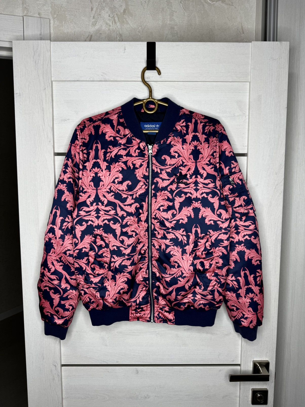 Adidas Adidas x The Farm Company Pink Floral Bomber Jacket Y2K Hype Size S / US 4 / IT 40 - 5 Thumbnail
