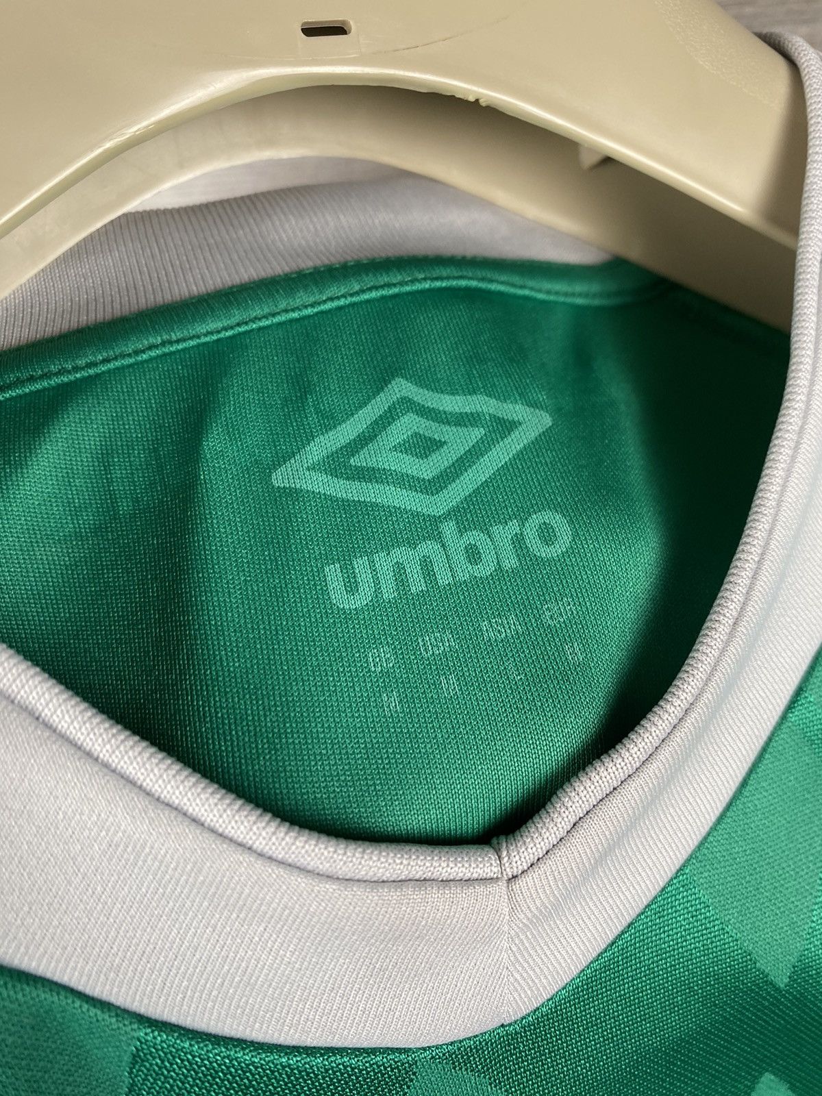 Umbro Werder Bremen Home Soccer Jersey Size L Size US L / EU 52-54 / 3 - 6 Thumbnail