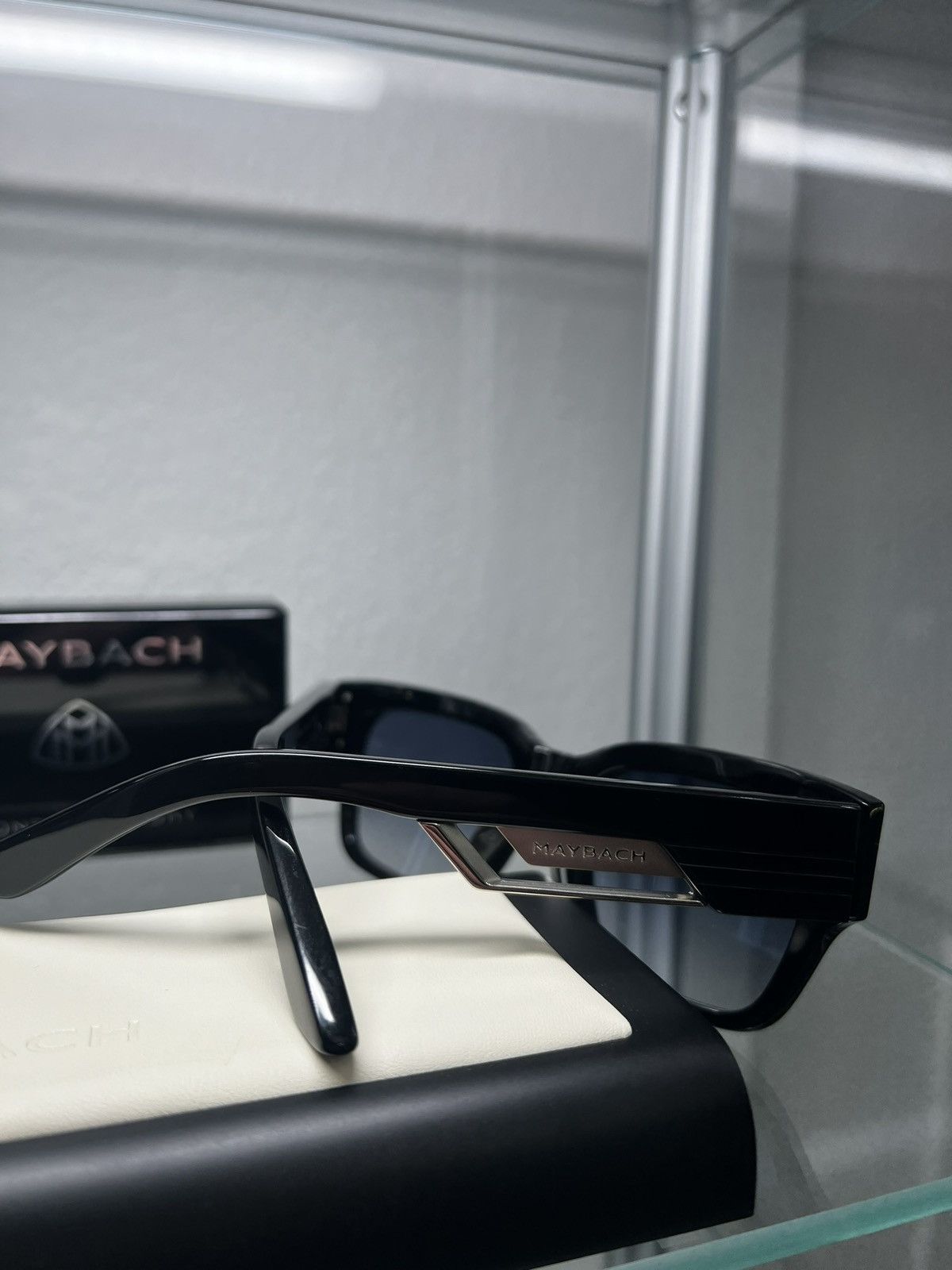 MAYBACH Eyewear Maybach The Rebel II Sunglasses Size ONE SIZE - 5 Thumbnail