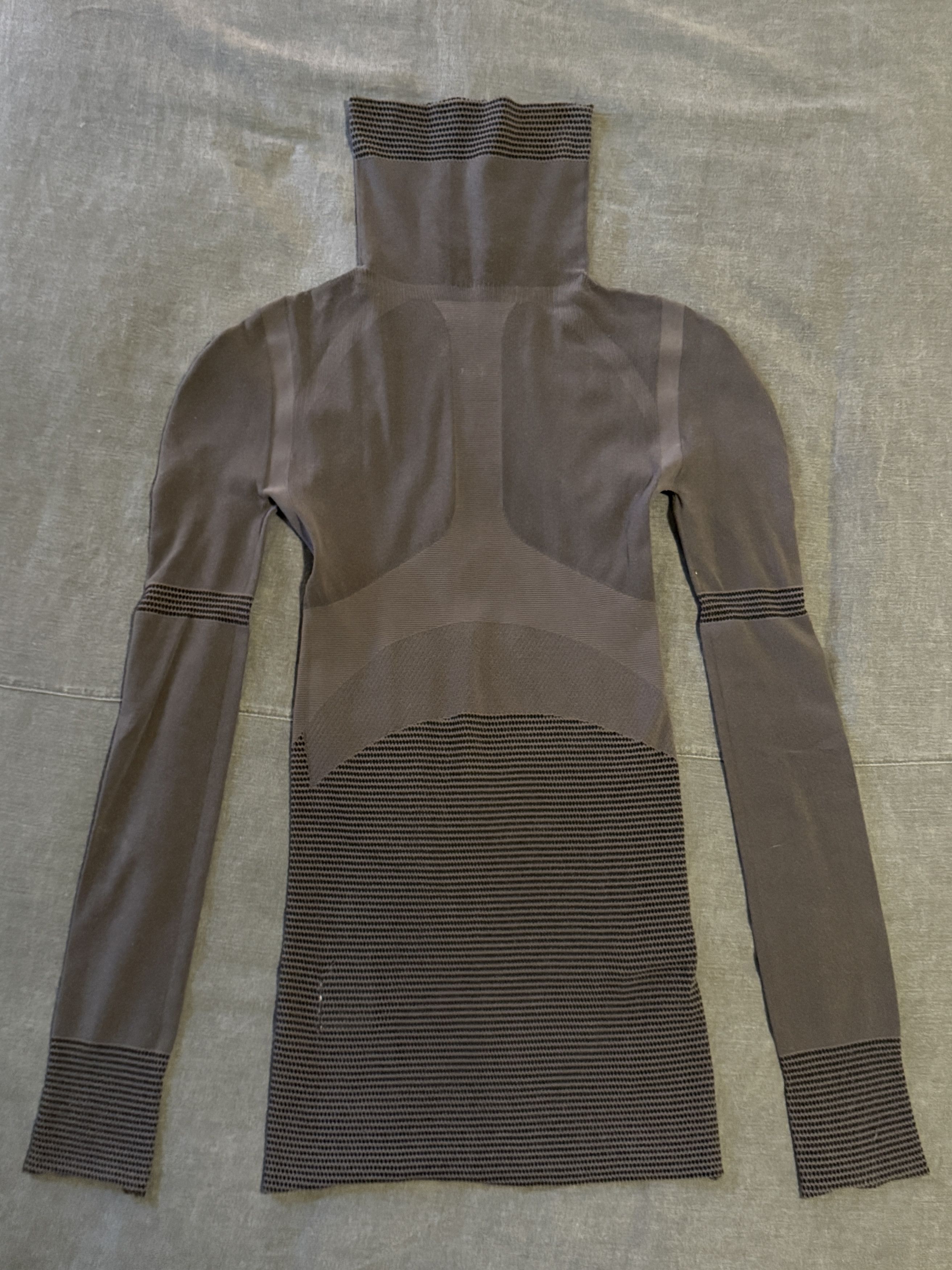 Homme Plisse Issey Miyake Homme Plisse Issey Miyake Unisex Top Size US S / EU 44-46 / 1 - 2 Thumbnail