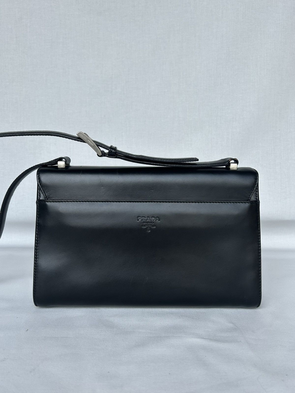 バッグ 00s PRADA archive leather shoulder bag バッグ 00s prada archive leather shoulder tote Shopbop