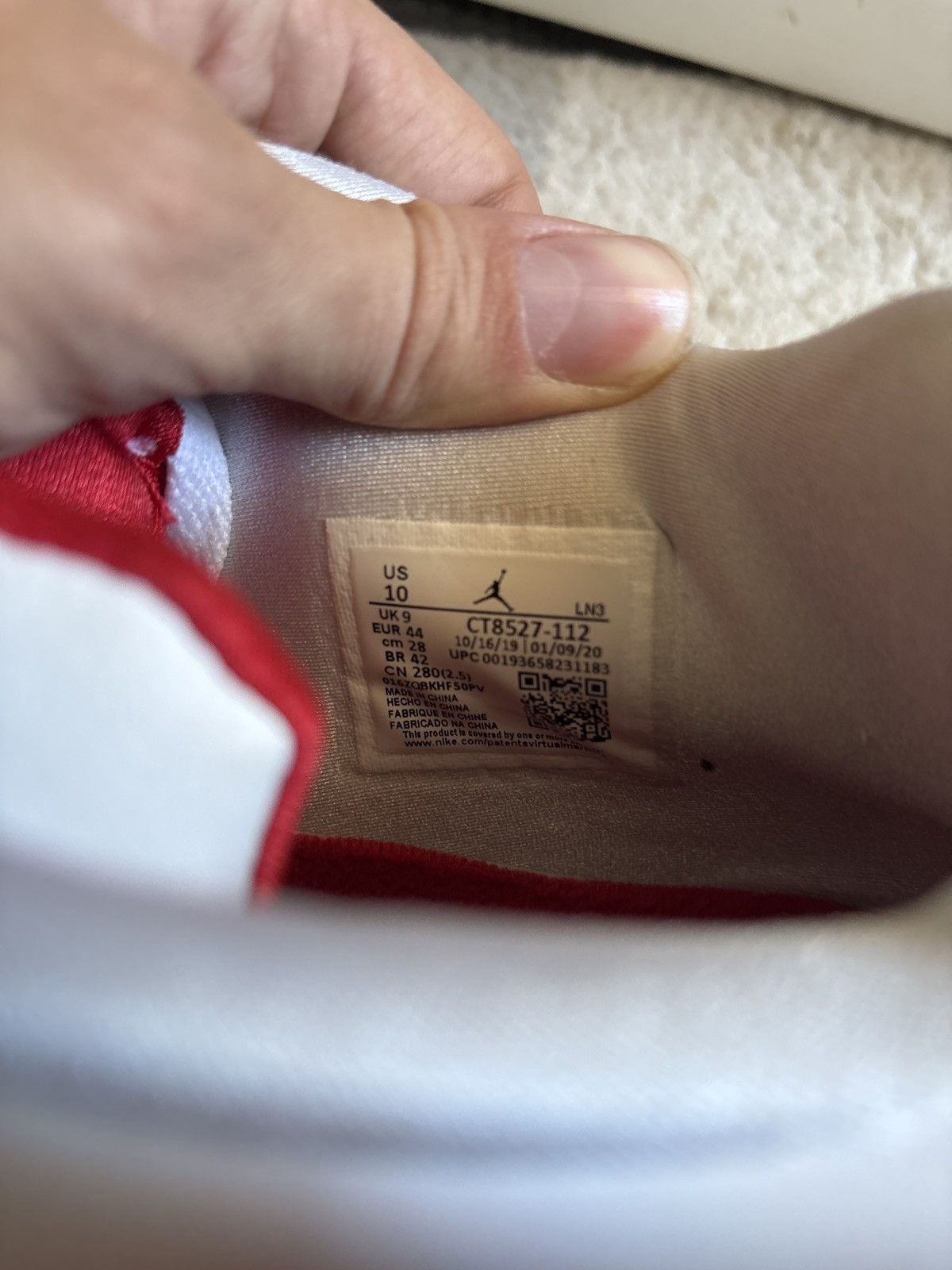 Nike Jordan 4 metallic red Size US 10.5 / EU 43-44 - 5 Thumbnail