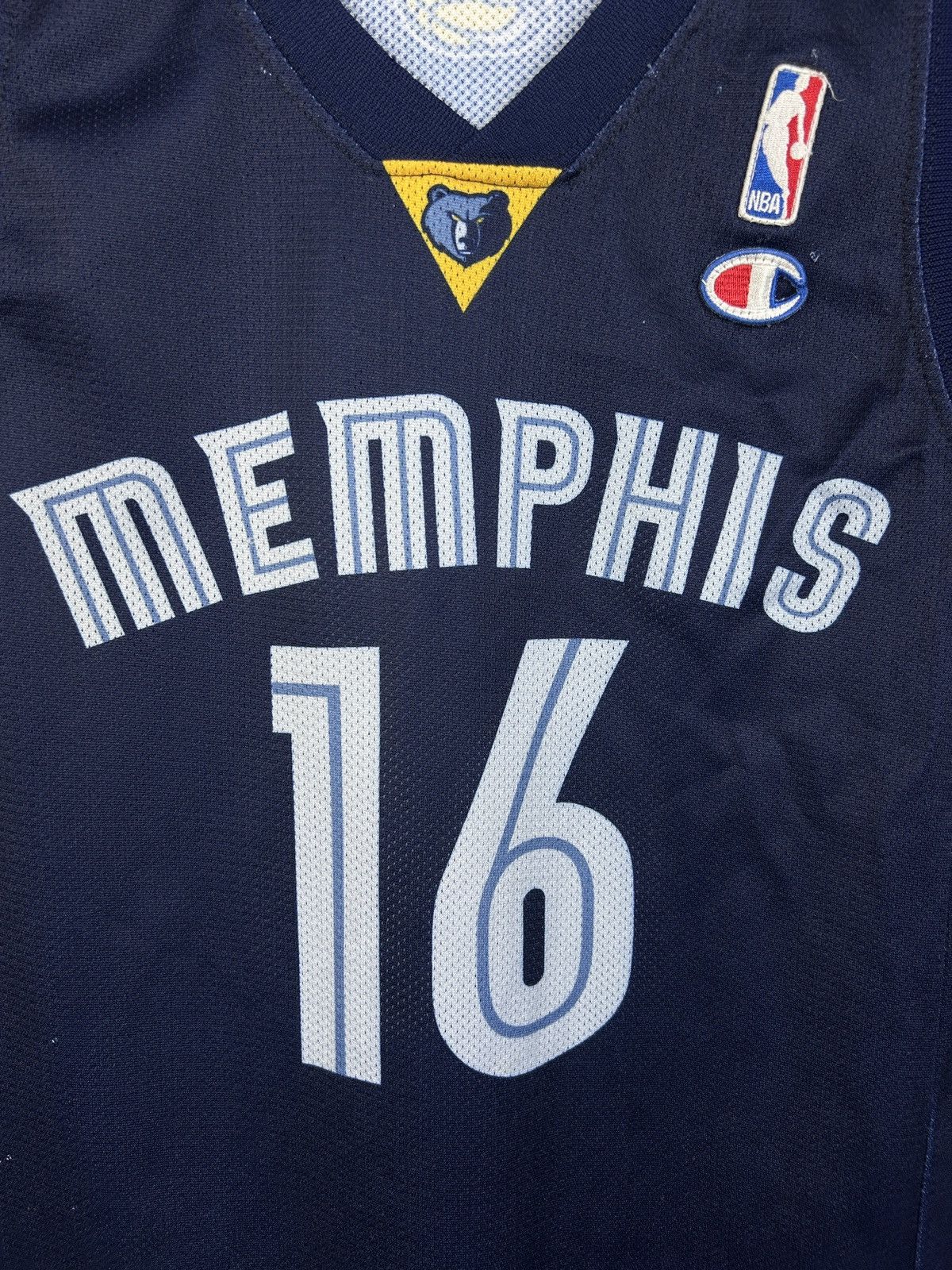 Champion 00s Champion Memphis Grizzlies Gasol #16 Away NBA Jersey Size US S / EU 44-46 / 1 - 2 Thumbnail