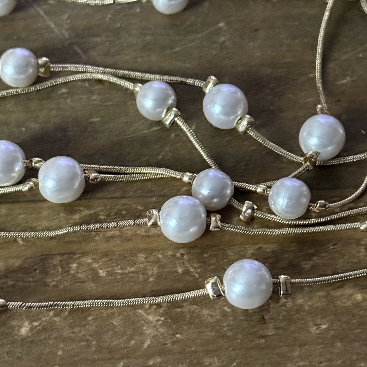 Other Long gold tone station pearl and bead necklace Size ONE SIZE - 4 Thumbnail