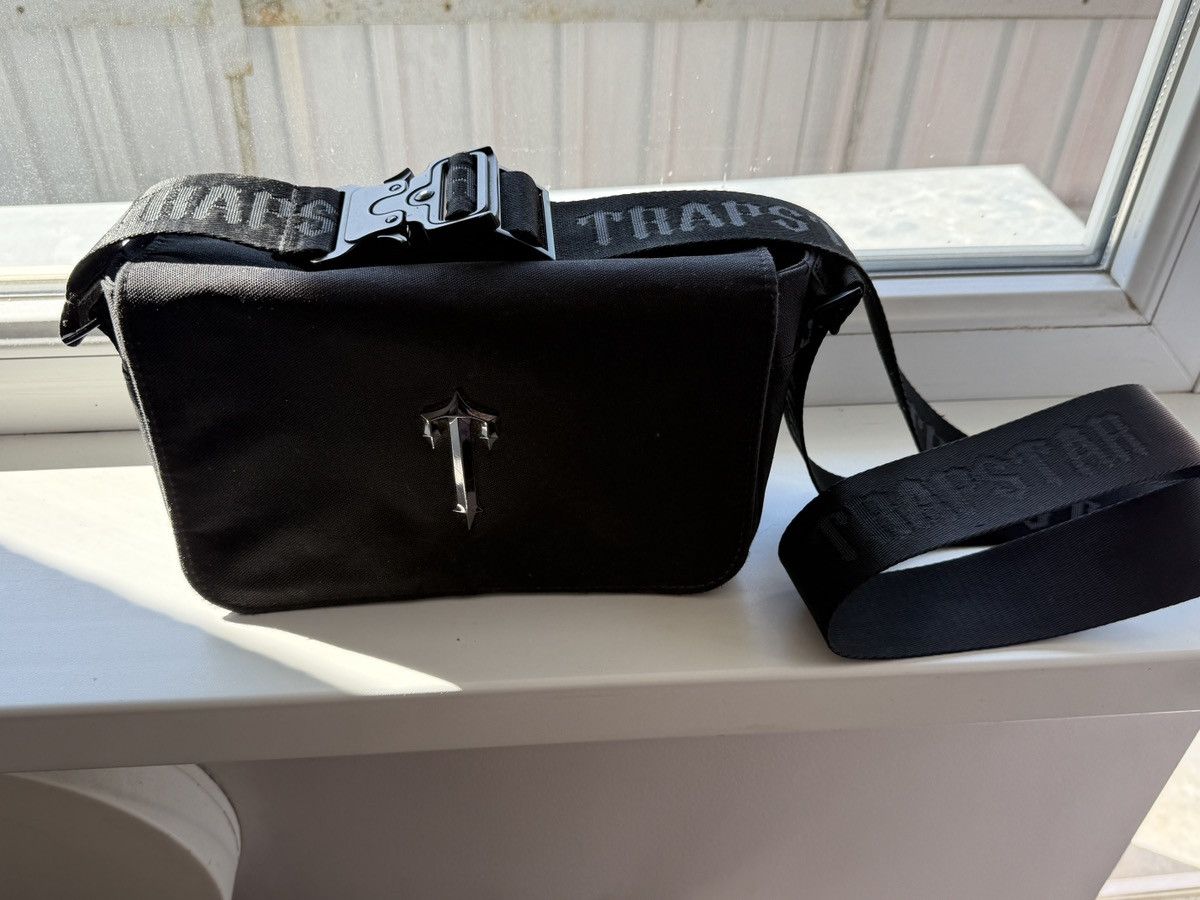 Trapstar London Trapstar Cobra T Bag Black/Silver | Grailed