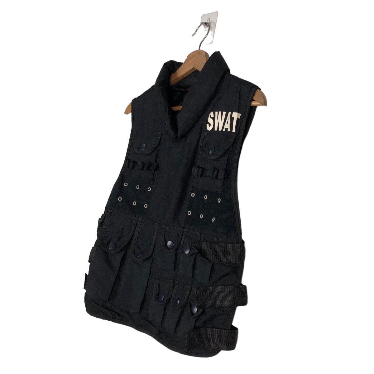 Japanese Brand 🔥Vintage Utility Bondage Cargo Pocket Vest Swat Big Logo Size US M / EU 48-50 / 2 - 2 Thumbnail