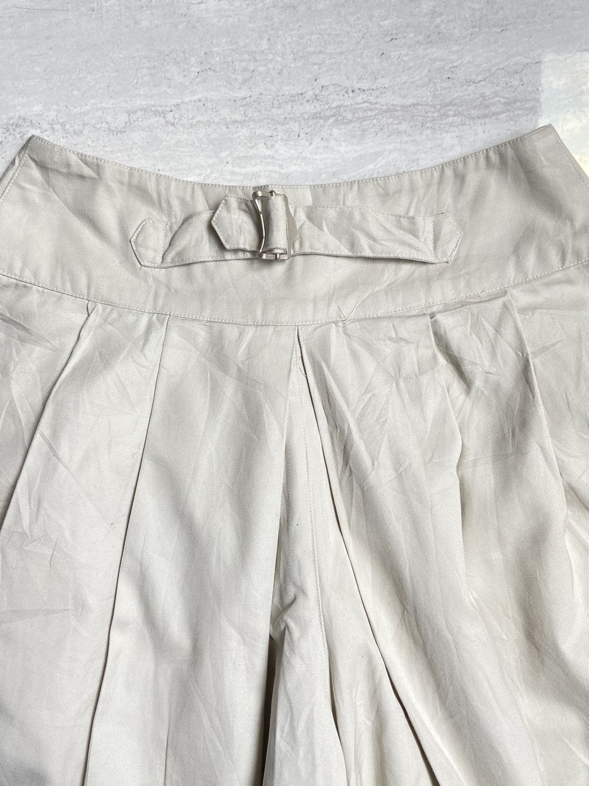 Issey Miyake IS ISSEY MIYAKE Cream Shorts Size US 26 / EU 42 - 9 Thumbnail