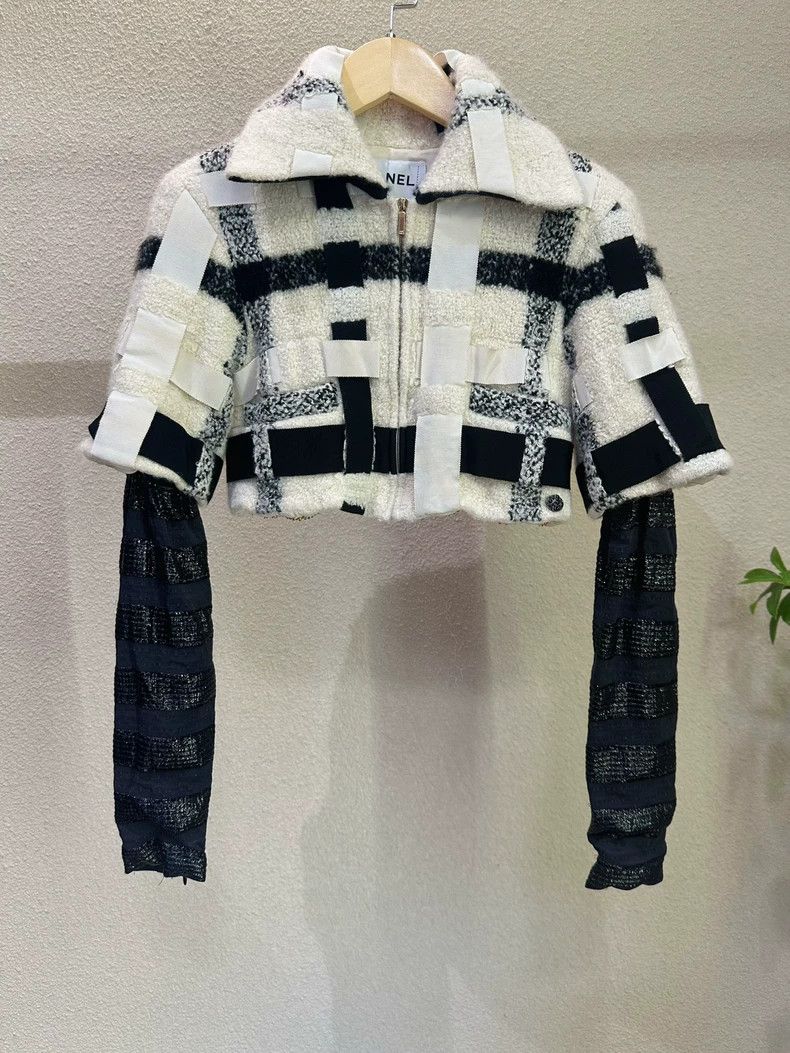 Chanel Chanel 16K chair series black and white fur coat Size XS / US 0-2 / IT 36-38 - 1 Thumbnail