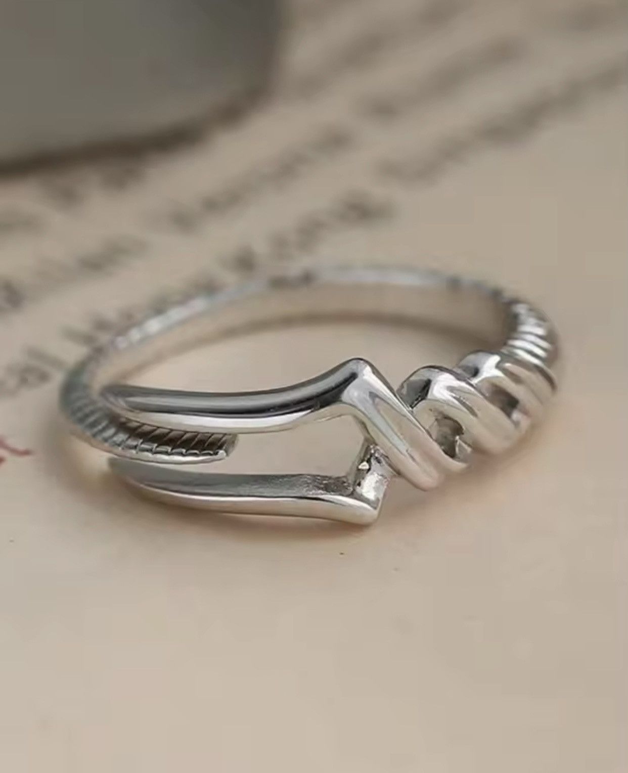 Jewelry × Vintage Spear Of Longinus Round Open Ring Size ONE SIZE - 2 Thumbnail