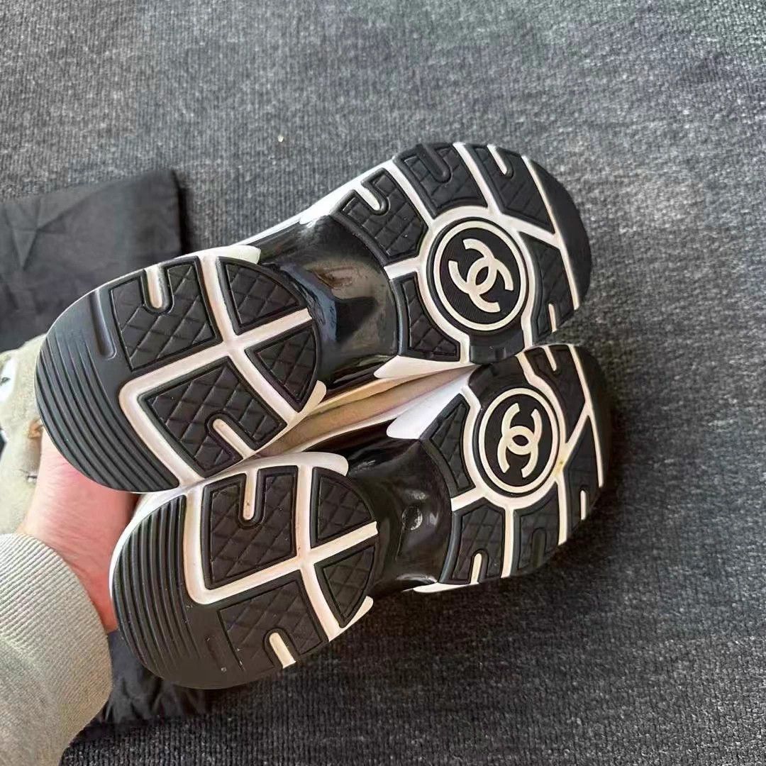 Chanel Chanel multicolor CC sneakers 39.5 EU 95 new Size US 8.5 / IT 38.5 - 6 Thumbnail