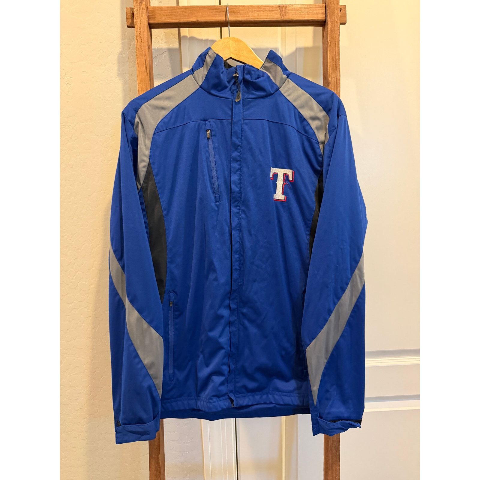Antigua Antigua-TX Rangers Men's Full-Zip windbreaker Jacket,Blue, L Size US L / EU 52-54 / 3 - 1 Thumbnail