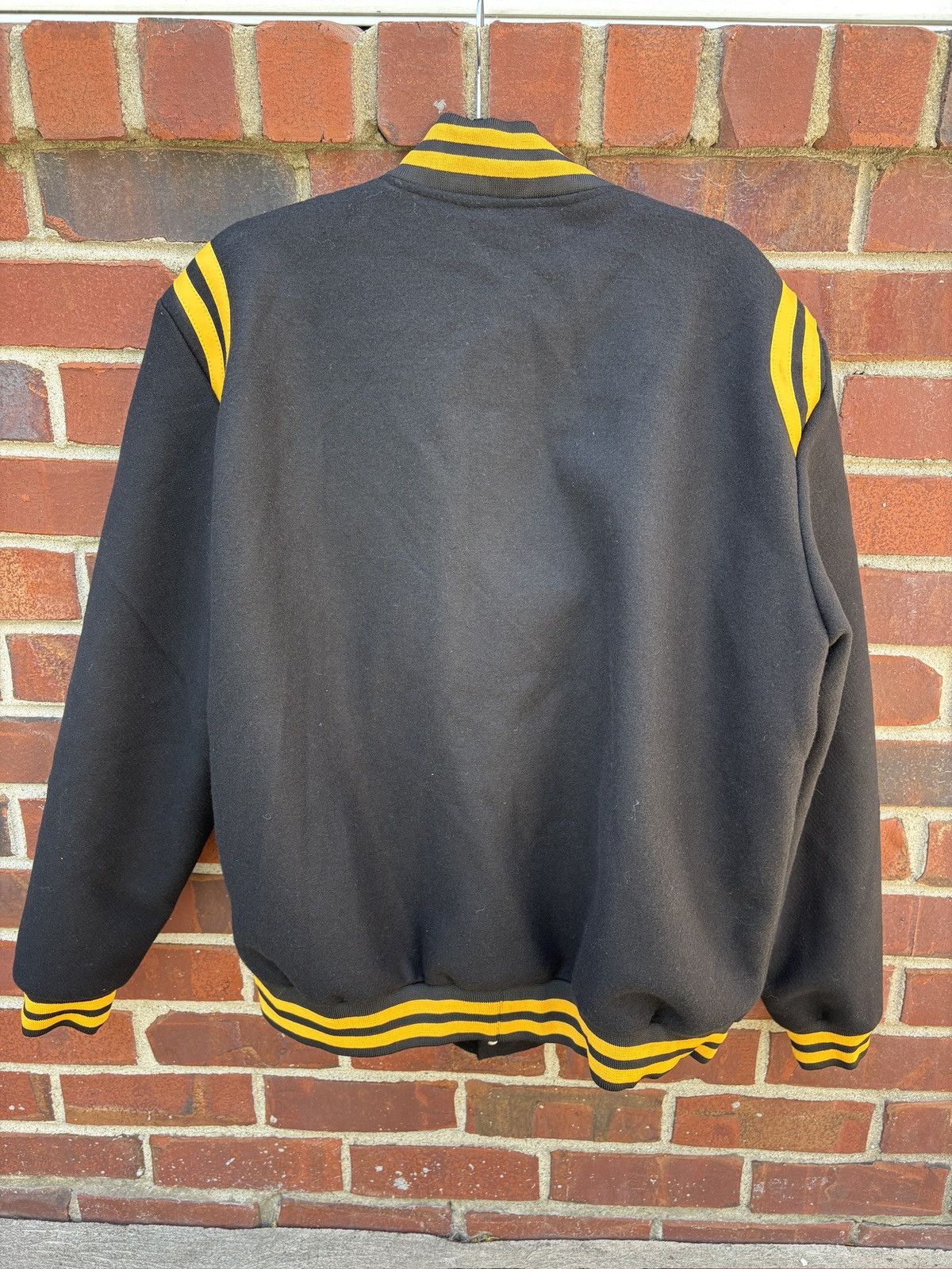 Other Vintage Streetwear Bomber Jacket Size Large Black Yellow Size US L / EU 52-54 / 3 - 6 Thumbnail