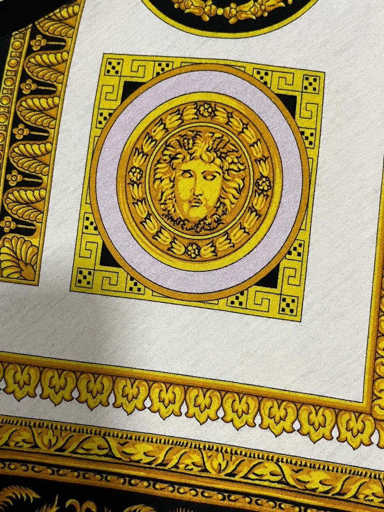 Versace Versace Printed T-shirts Size US M / EU 48-50 / 2 - 5 Thumbnail