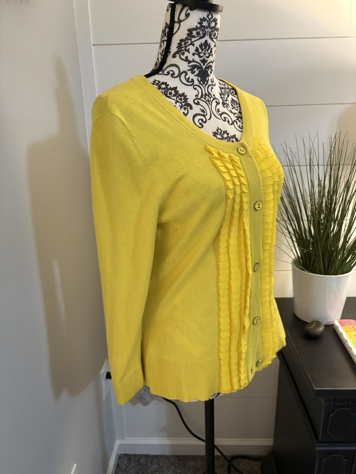 Merona Merona yellow button down sweater cardigan Size M / US 6-8 / IT 42-44 - 4 Thumbnail