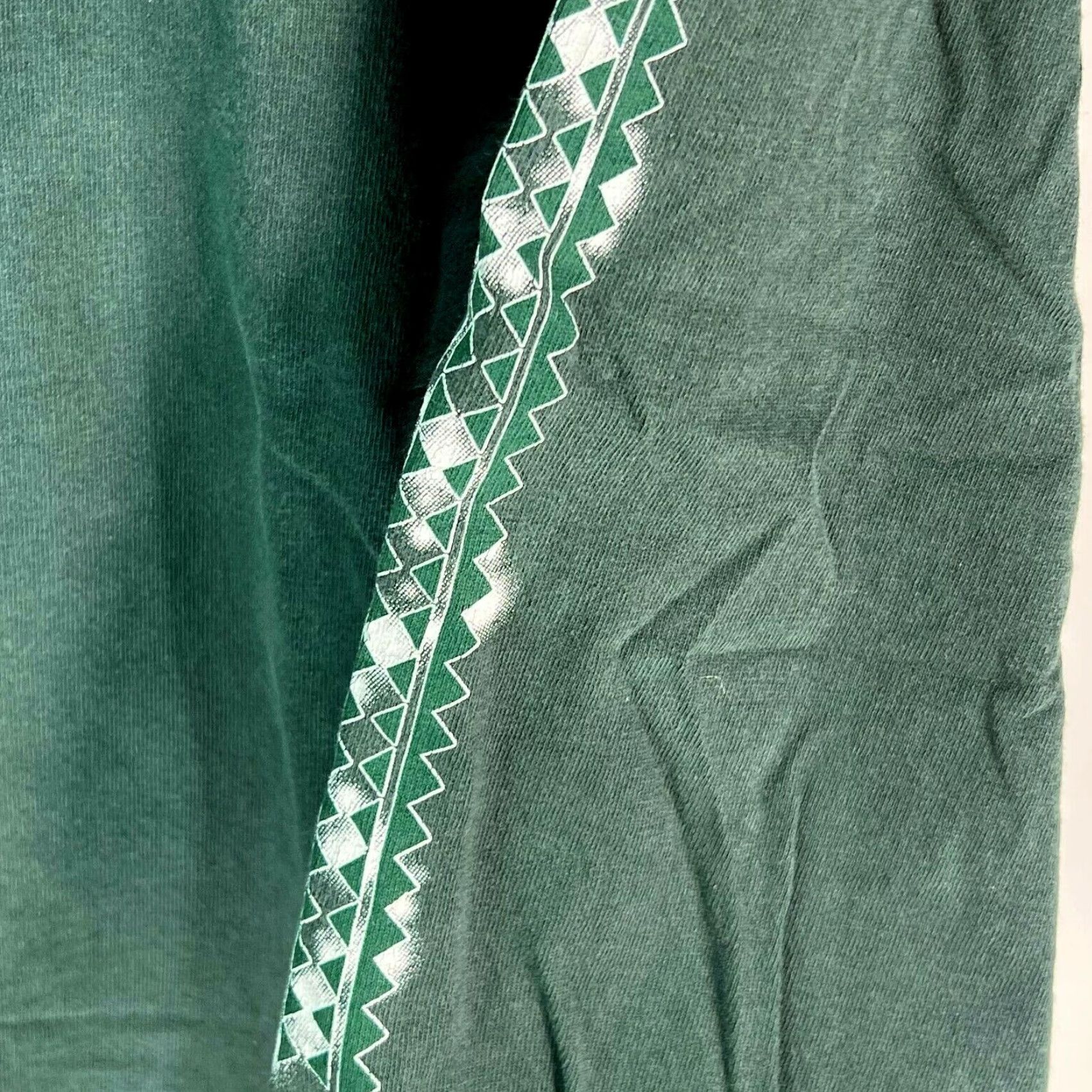 Vintage VINTAGE Hawaii Pullover T Shirt Mens Size L Green Graphic Sun International 90s Hawaii Theme Mens L Green Graphic Tee Size US L / EU 52-54 / 3 - 4 Thumbnail