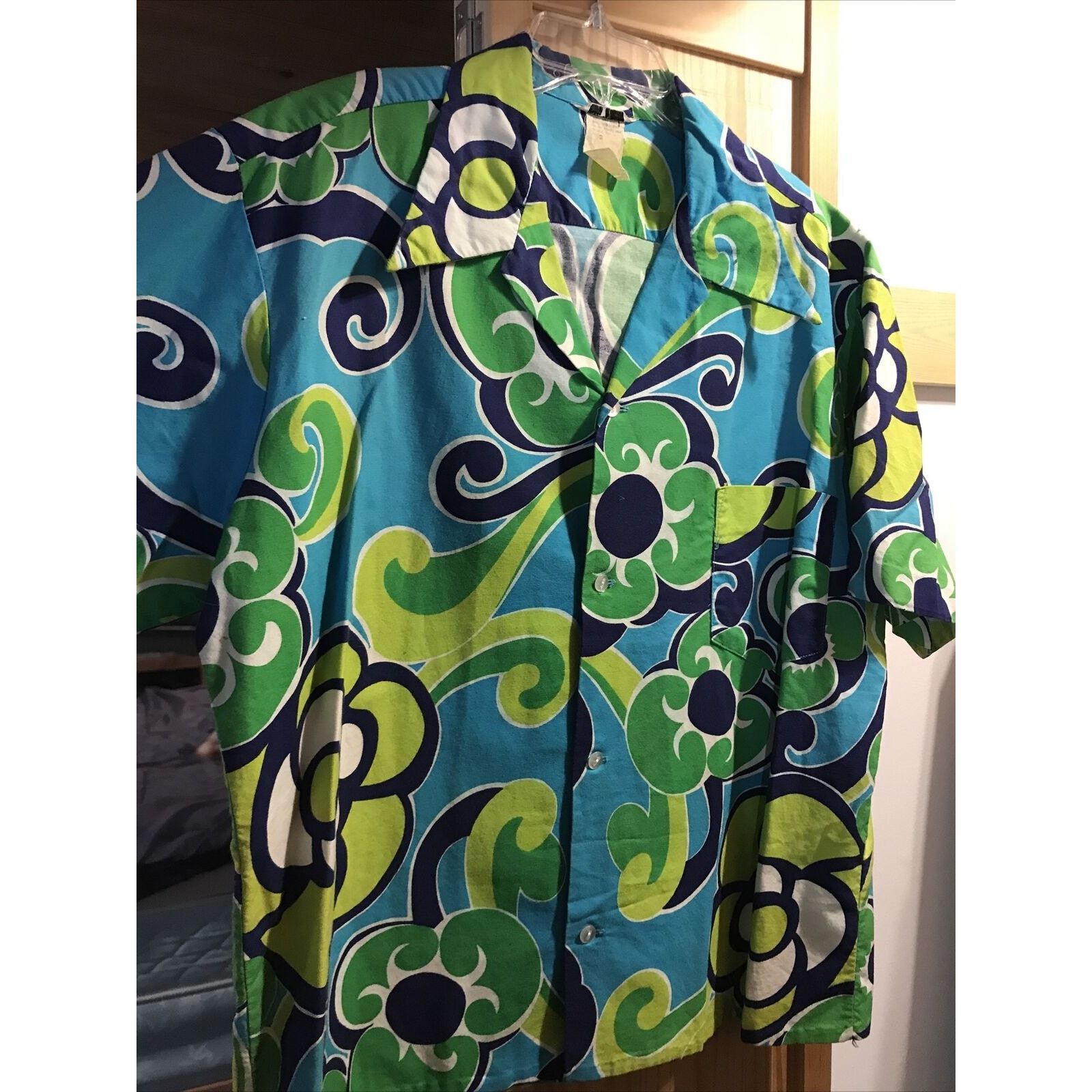 Other Vintage Men’s L Blue Green Floral Hawaiian Shirt SS Button Size US L / EU 52-54 / 3 - 8 Thumbnail
