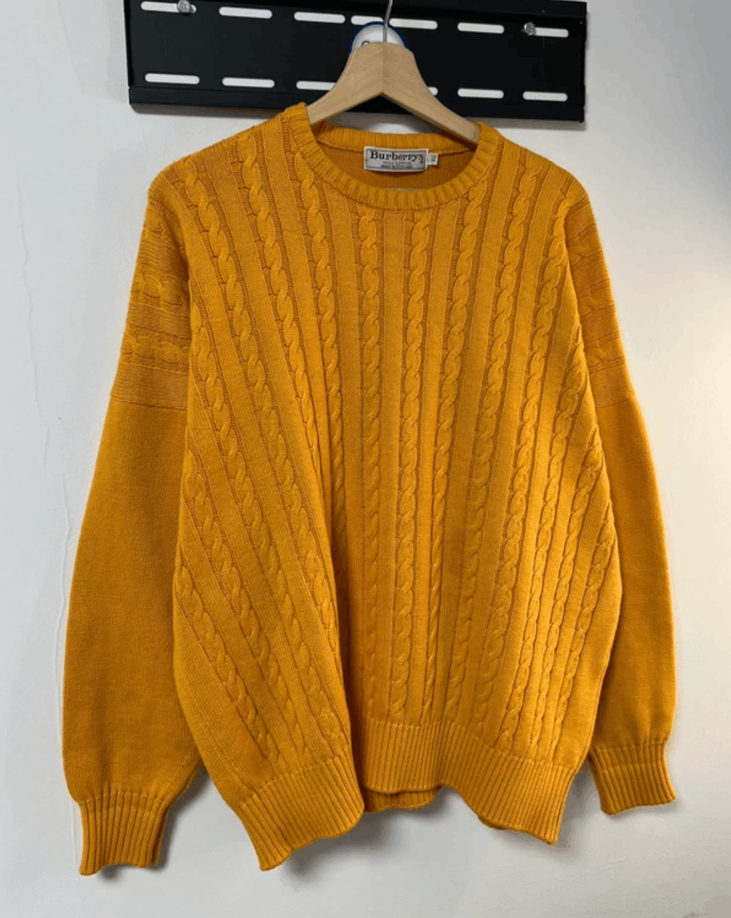 Burberry Vintage Burberrys Cable knit Size US XL / EU 56 / 4 - 1 Thumbnail