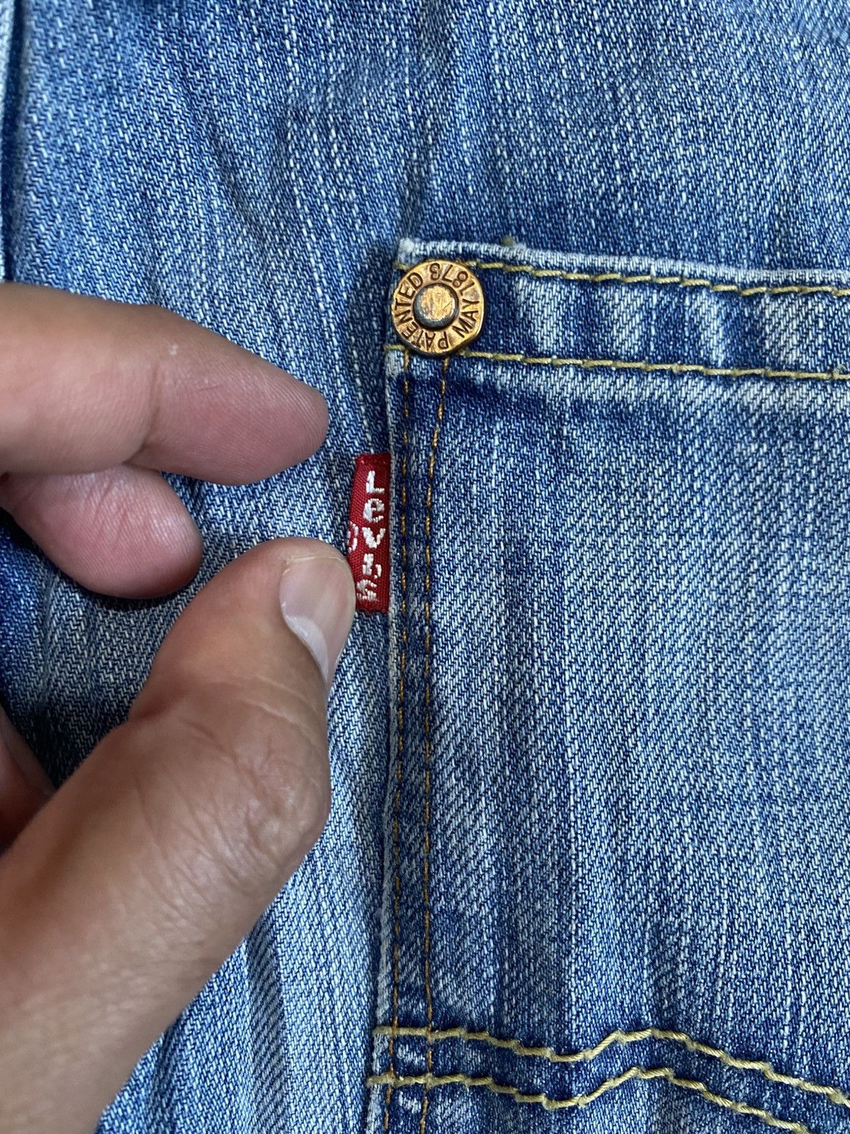 Levi's LEVIS 504 Size US 35 - 13 Thumbnail