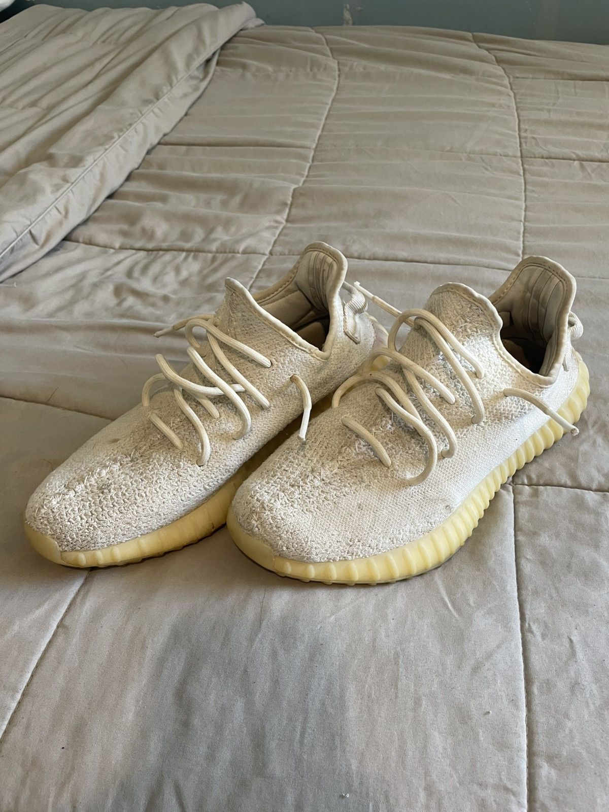 Adidas Yeezy 350 Creams White Size 9 Men’s Size US 9 / EU 42 - 3 Thumbnail