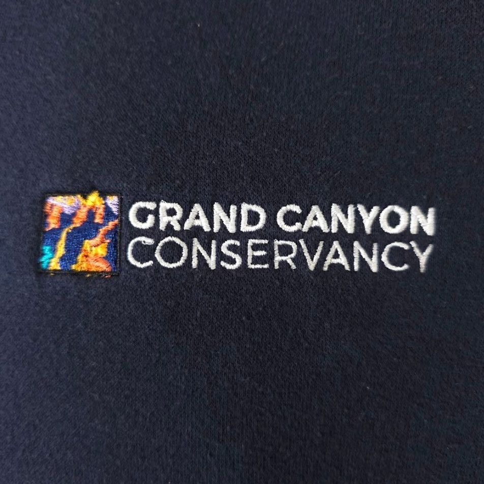 Vintage VINTAGE Grand Canyon Conservancy Sweatshirt Mens Size Medium Blue National Park Size US M / EU 48-50 / 2 - 3 Thumbnail