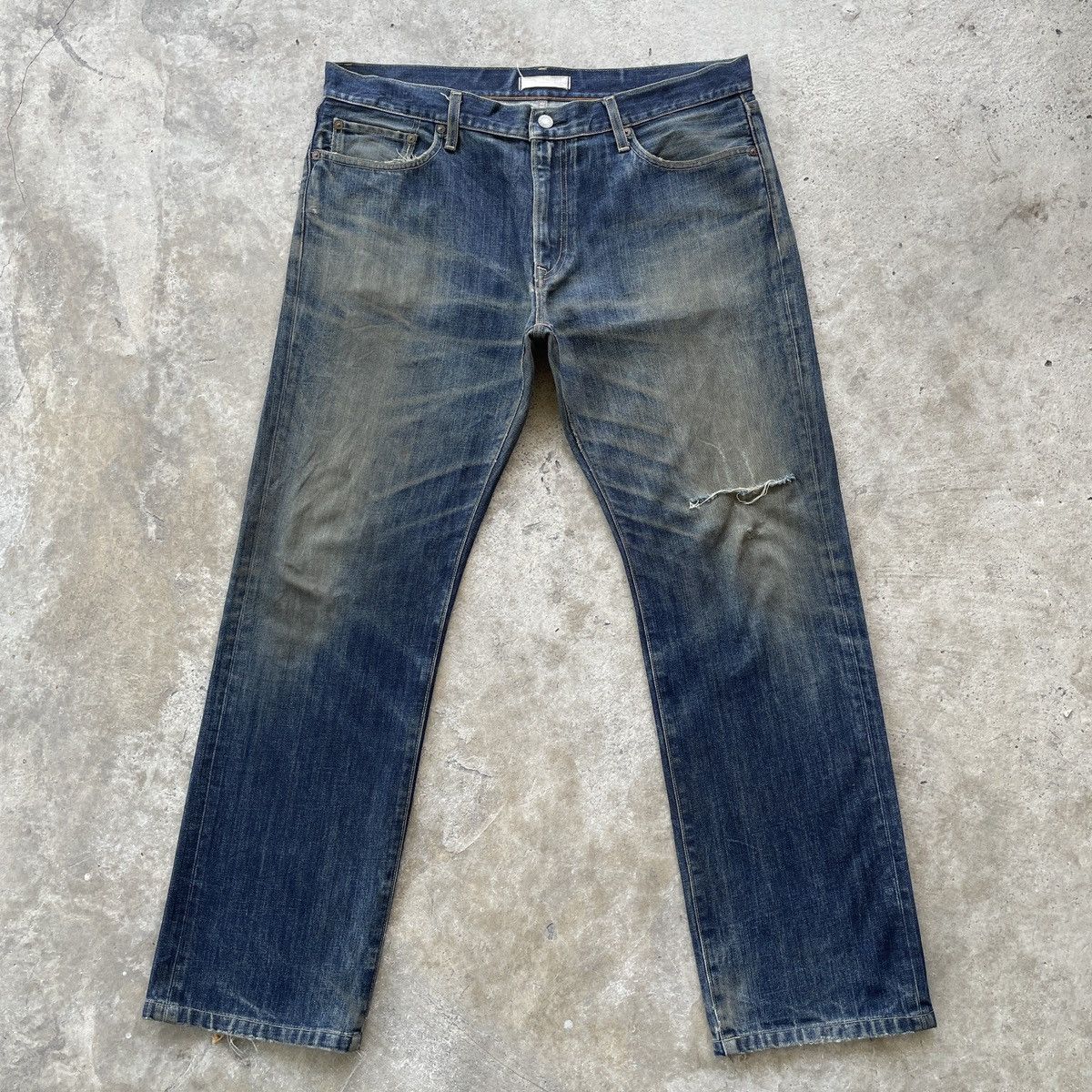 Japanese Brand Rusty🔥 Vintage Japanese Faded Distressed Denim Jeans Pants Size US 37 - 1 Thumbnail