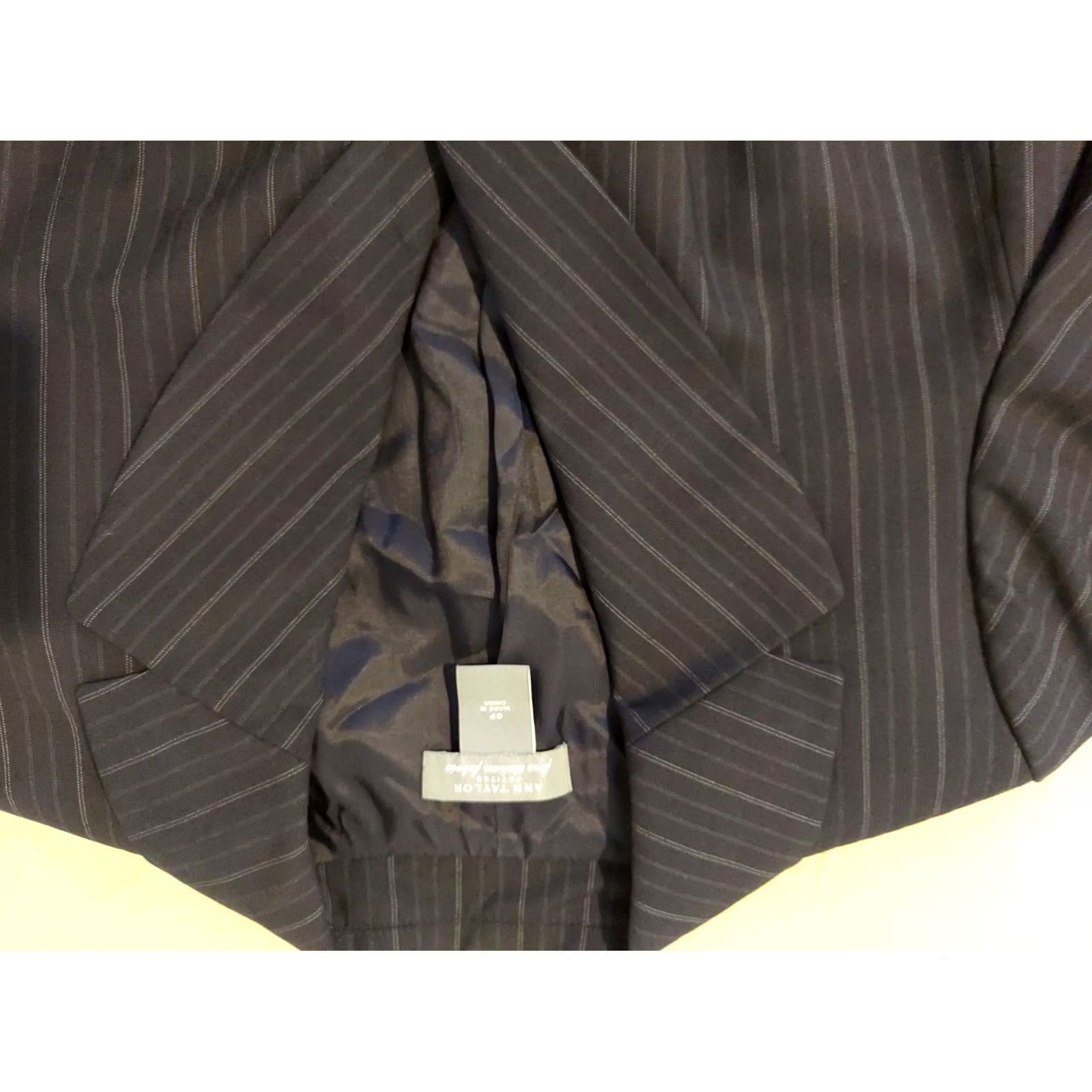 Ann Taylor Womens Ann Taylor Wool Blazer 0P Petite Black Jacket Size XS / US 0-2 / IT 36-38 - 2 Thumbnail