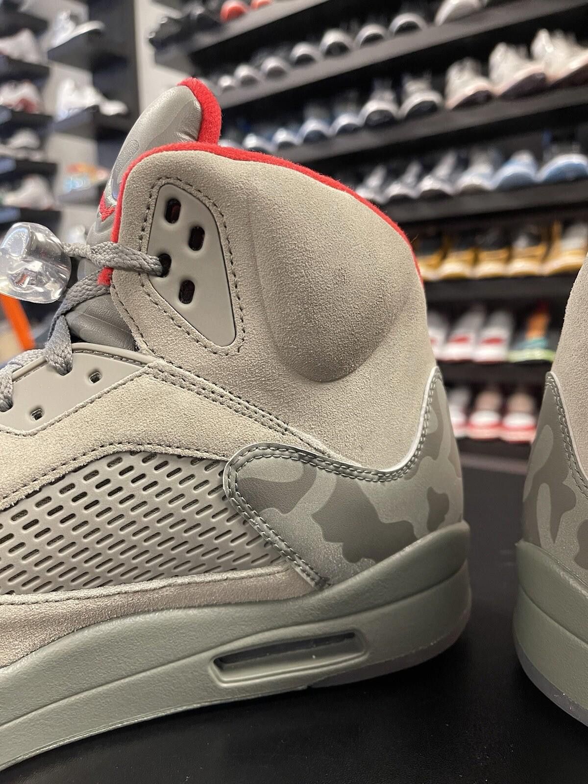 Jordan Brand Size 13 - Nike Air Jordan 5 P51 Camo Dark Stucco/University Size US 13 / EU 46 - 6 Thumbnail