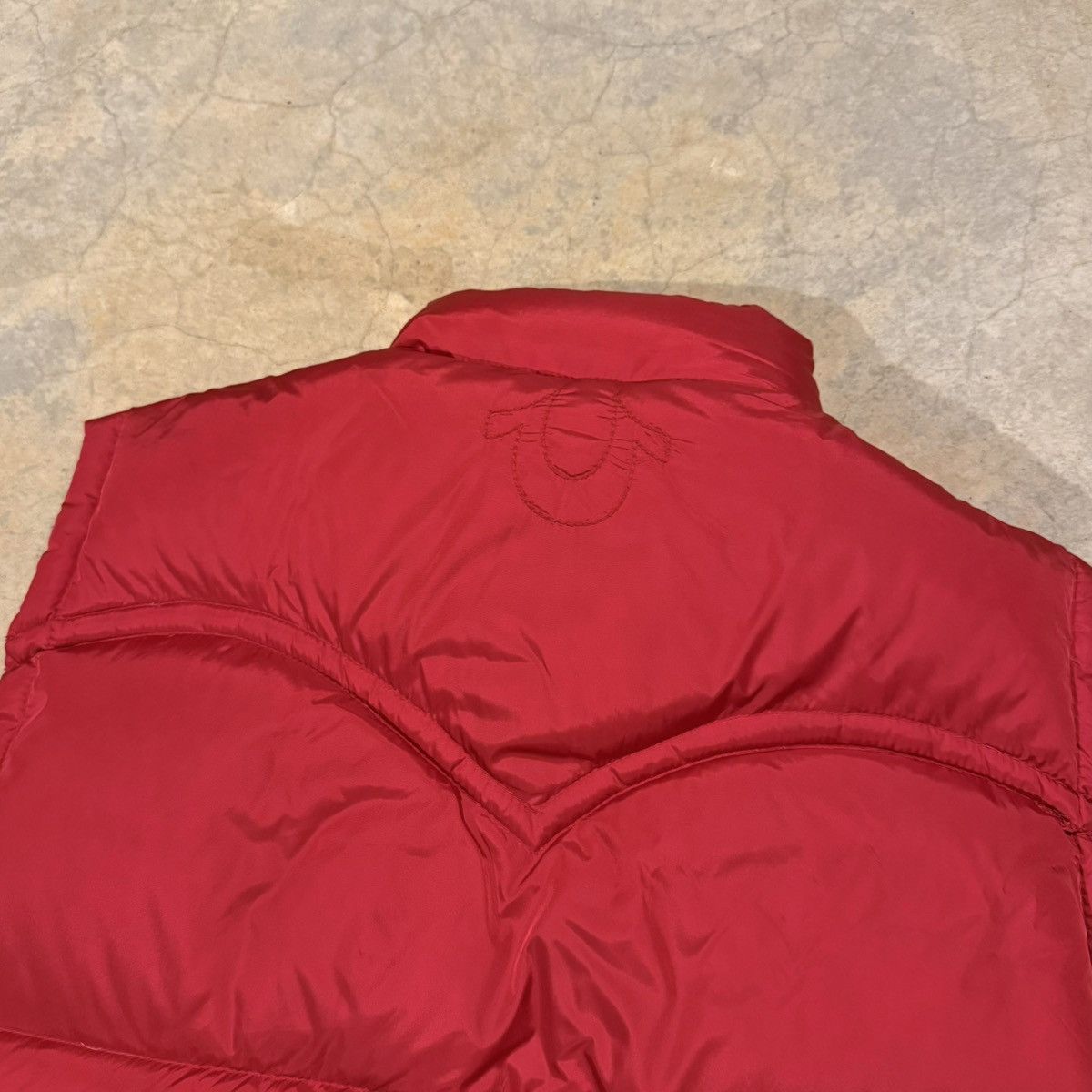 True Religion 2000s True Religion Goose Down Fill Puffer Vest Red Y2K Size US XL / EU 56 / 4 - 8 Thumbnail