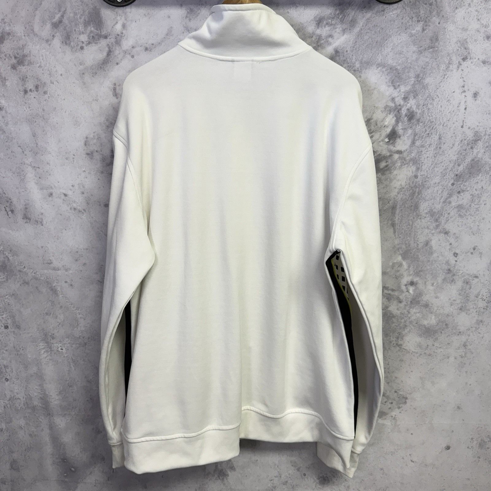 Tapout Tapout Jacket Mens 2XL White Full Zip Athletic Gym Workout Size US XXL / EU 58 / 5 - 2 Thumbnail