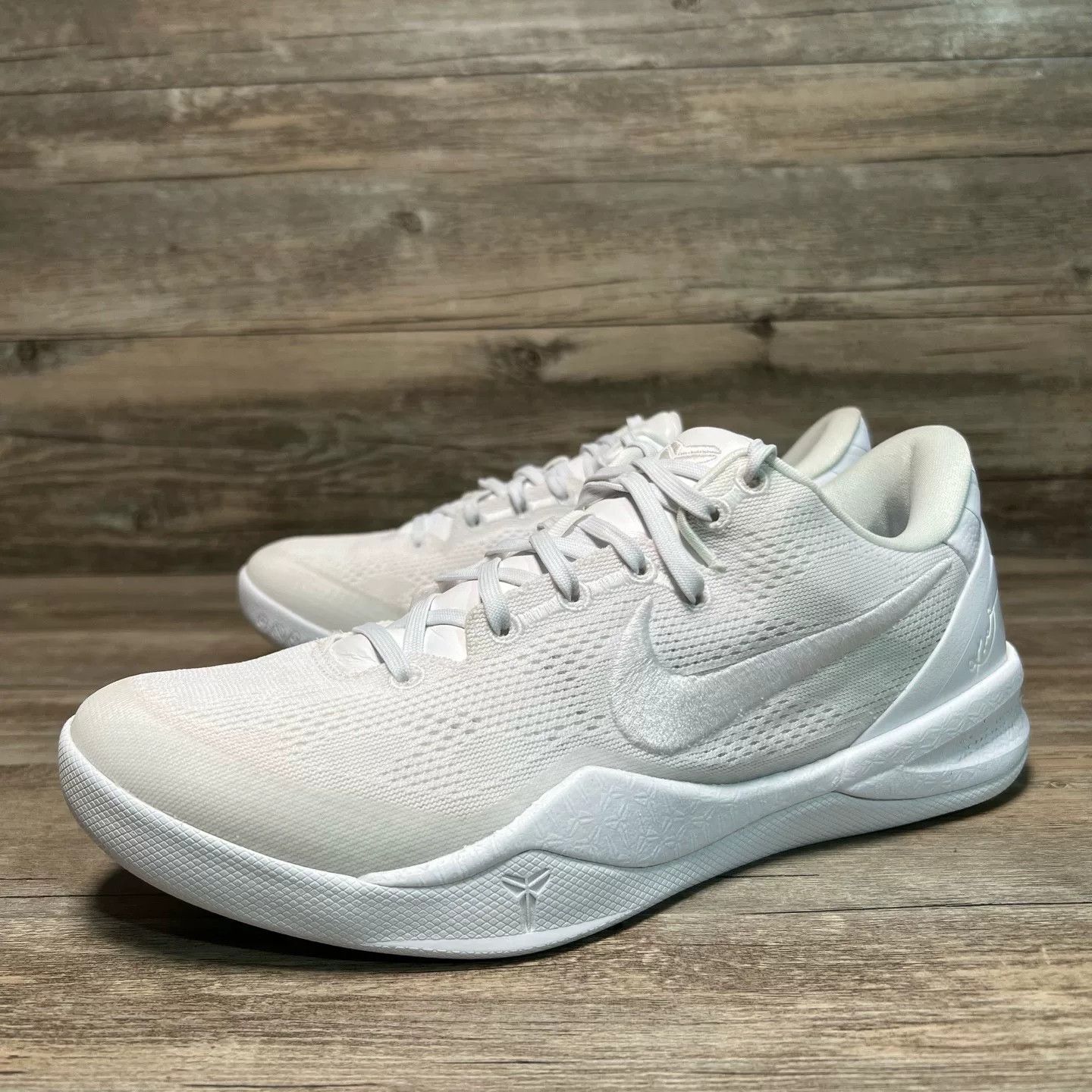 Nike Nike KOBE 8 White Lowtop Sneakers 42.5 Men Size US 9.5 / EU 42-43 - 1 Thumbnail