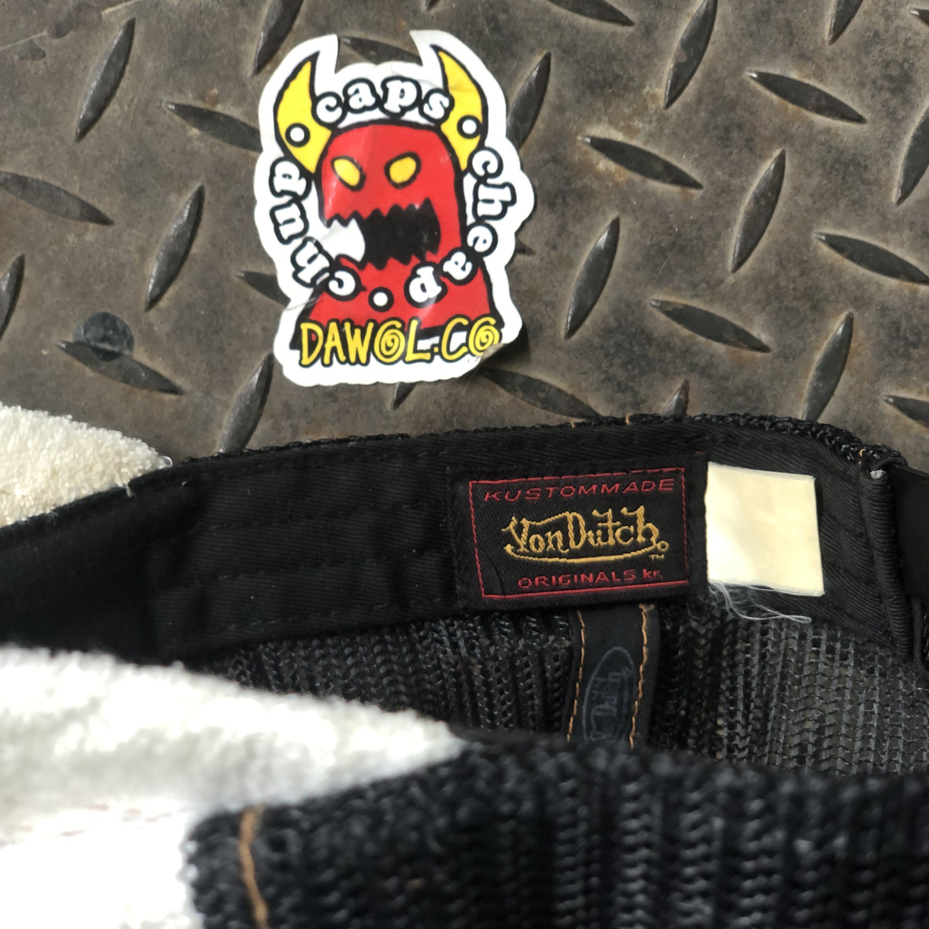 Von Dutch 🔥 RARE 🔥 Von Dutch White Towel Trucker Hat Size ONE SIZE - 7 Thumbnail