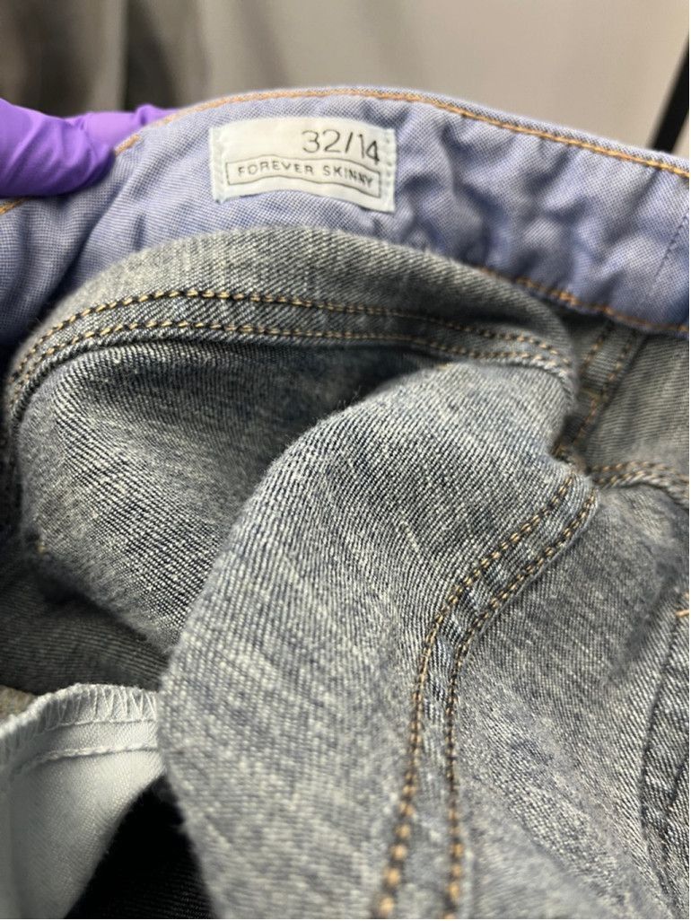 Gap Gap 1969 Forever Skinny Jeans in Dark Indigo | Size 32/14 Size 32" / US 10 / IT 46 - 9 Thumbnail