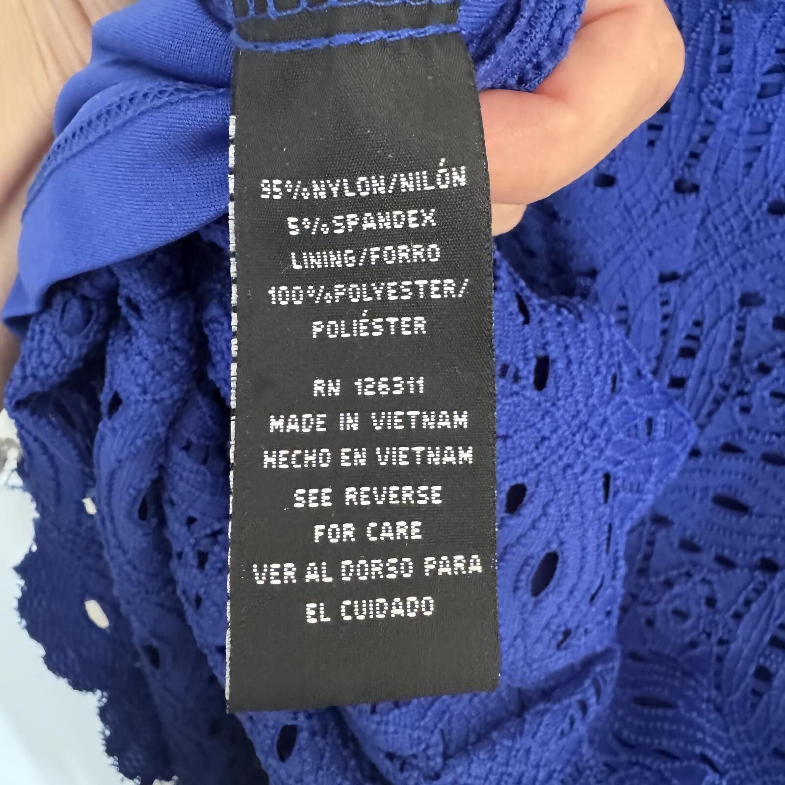 Other Ronni Nicole Royal Blue Cold Shoulder Lace Dress Size 6 Size M / US 6-8 / IT 42-44 - 4 Thumbnail
