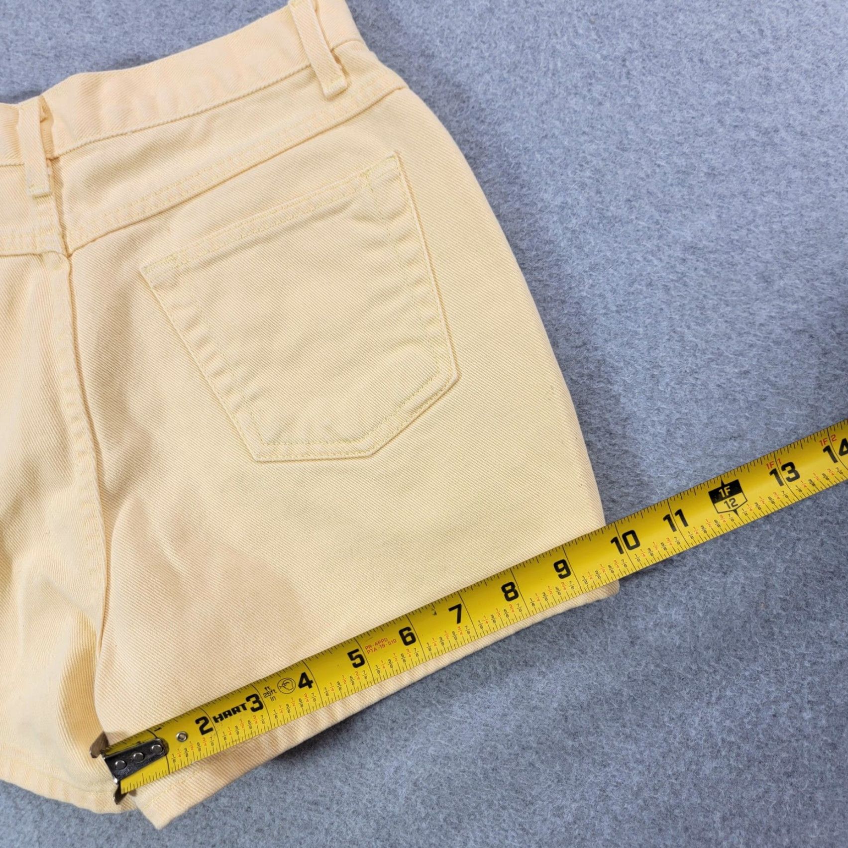 Vintage Newport News Jeanology Shorts Womens Size 10 Zip Button Yellow Denim 5 Pocket 100% Cotton E2653 Size 32" / US 10 / IT 46 - 6 Thumbnail