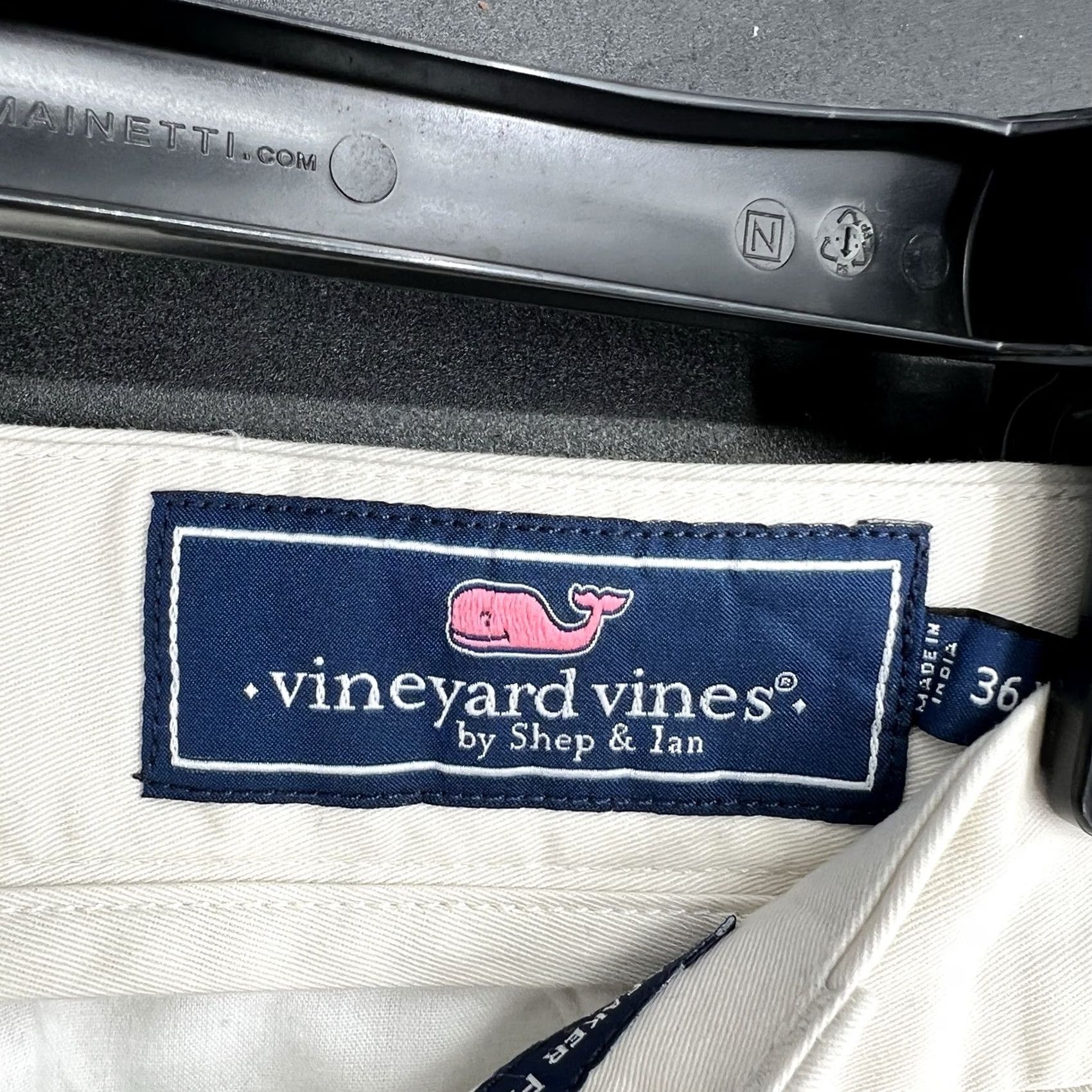 Vineyard Vines Vineyard Vines Breaker Pant Mens 36x30 Khaki Tan Chino Flat Front Straight Leg Regular Waist 36 Beige Logo Pocket Pants Size US 36 / EU 52 - 3 Thumbnail