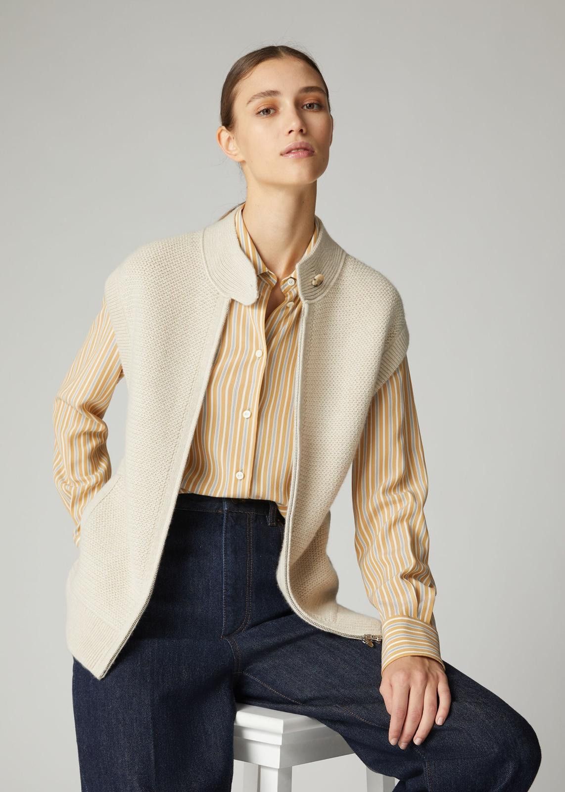 Loro Piana o1srvl11e1124 Sleeveless Bomber Jacket in Ivory Size L / US 10 / IT 46 - 2 Thumbnail