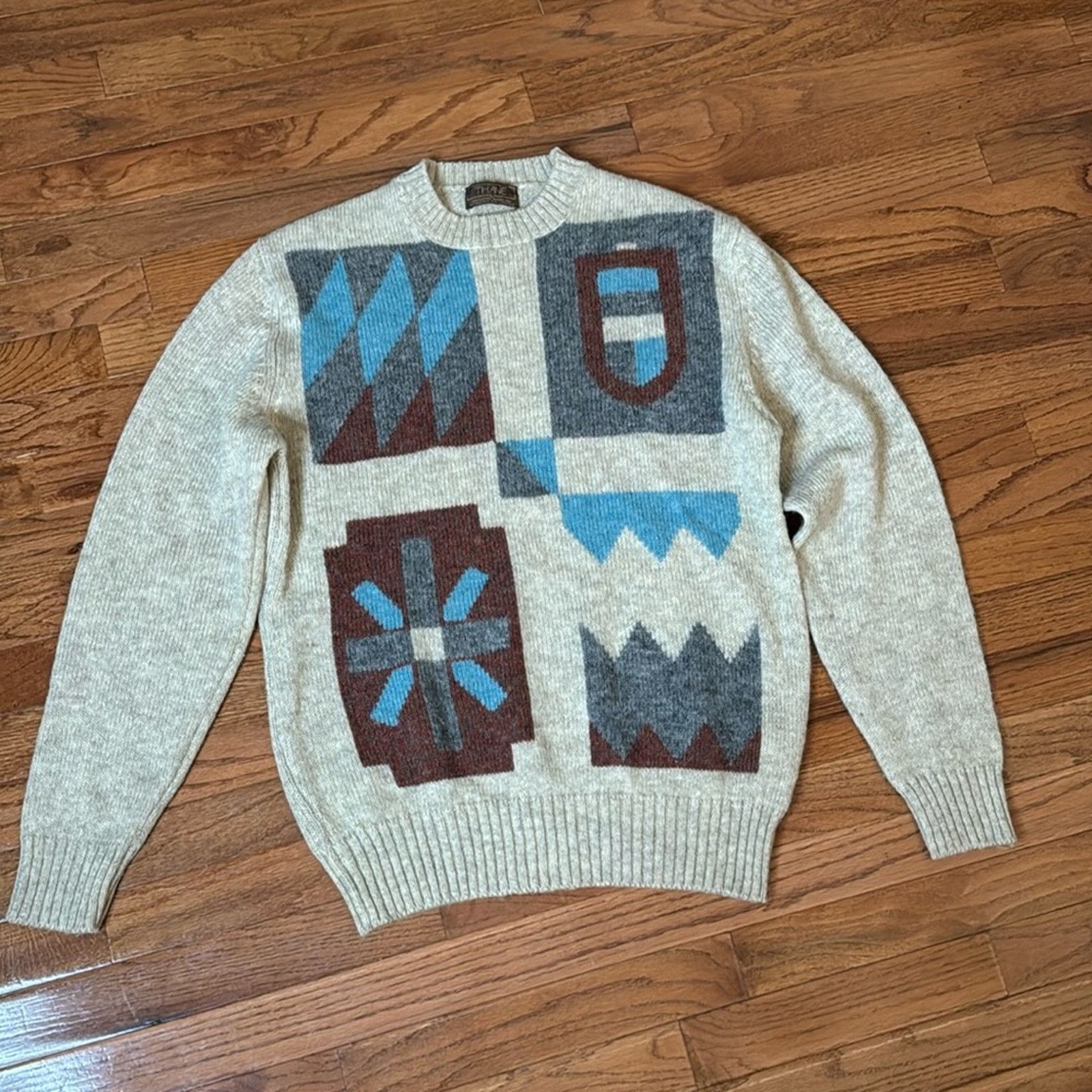 Other Thane Scottish Shetland Wool Geometric Aztec Sweater Size US L / EU 52-54 / 3 - 5 Thumbnail