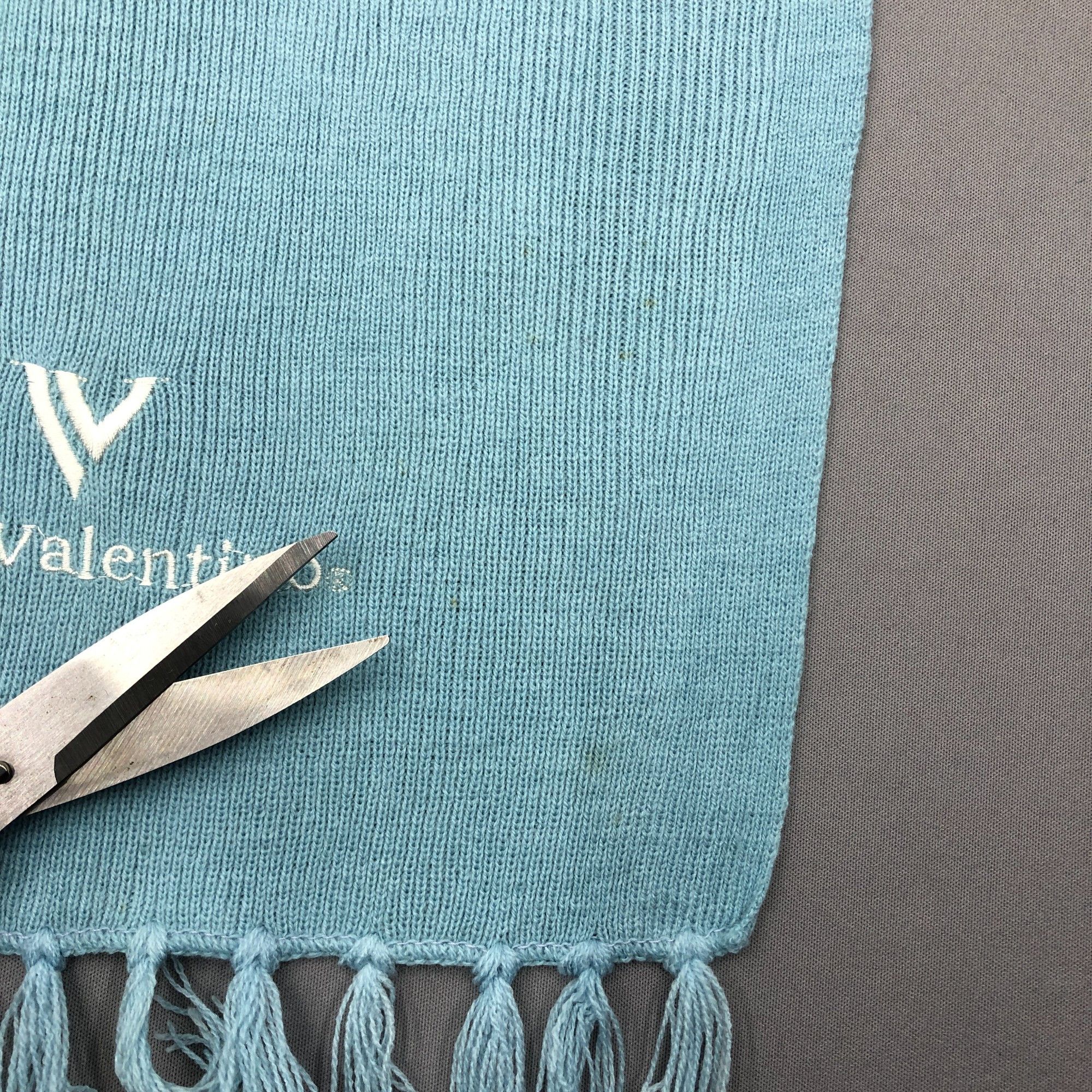 Valentino Vintage Izax Valentino Scarf Muffler Wool Cashmere Scarves Size ONE SIZE - 7 Thumbnail