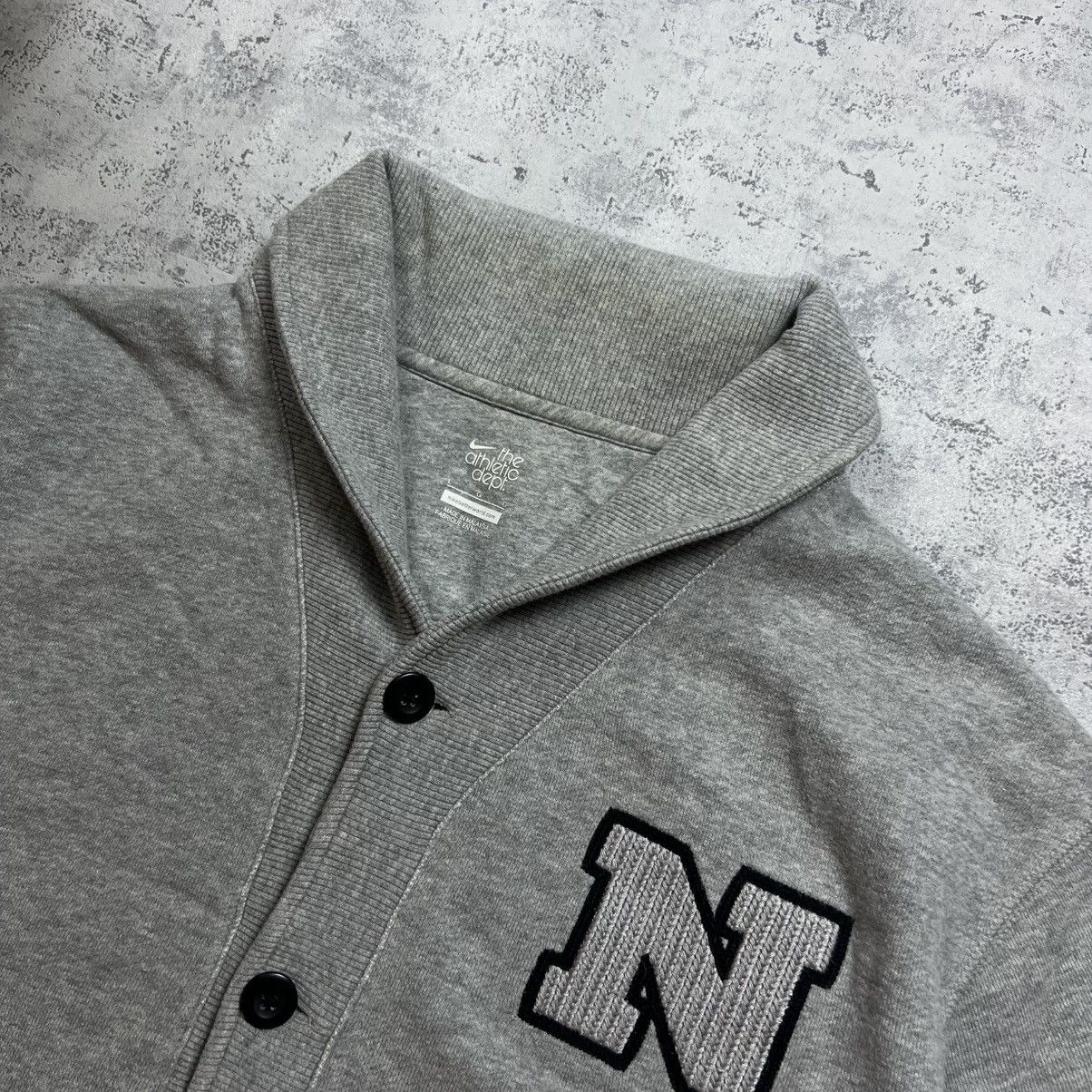 Nike 00s NIKE EMBROIDERED LOGO VINTAGE BUTTON UP CARDIGAN JACKET Size US L / EU 52-54 / 3 - 5 Thumbnail
