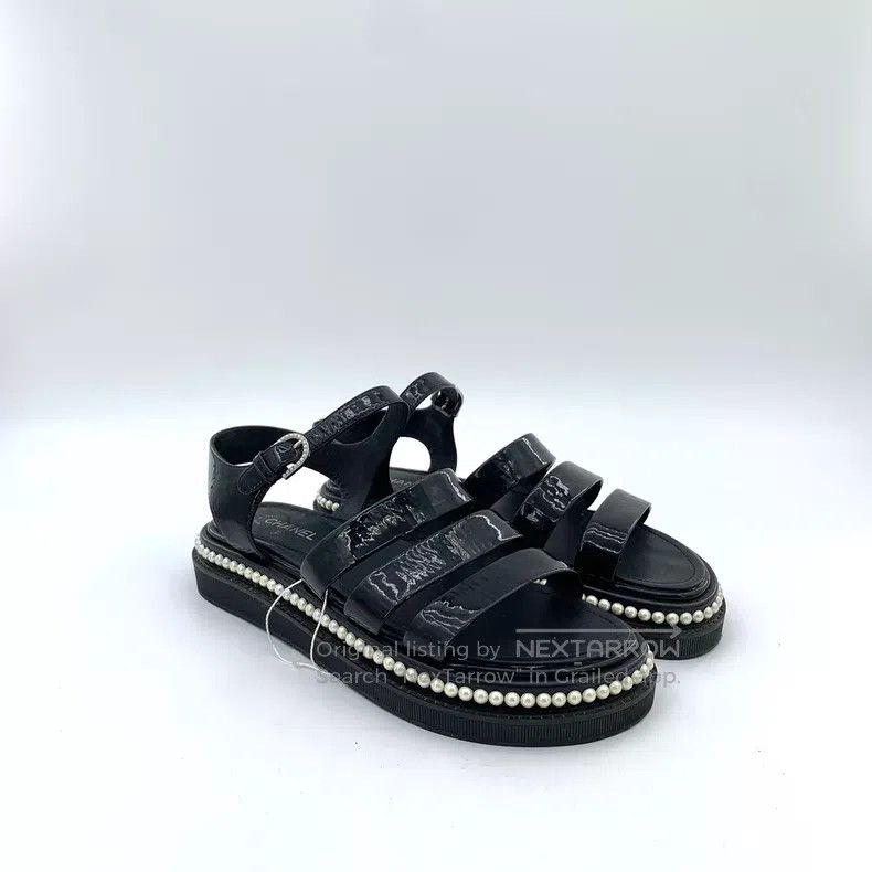 Chanel Chanel Casual flat sandals with black pearl trim Size US 6.5 / IT 36.5 - 2 Thumbnail