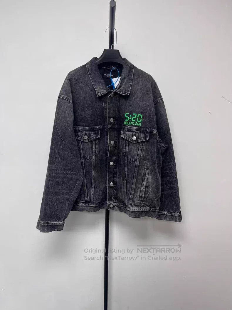 Balenciaga Balenciaga Solid Color Washed Number Print Denim Jacket Size US M / EU 48-50 / 2 - 1 Thumbnail