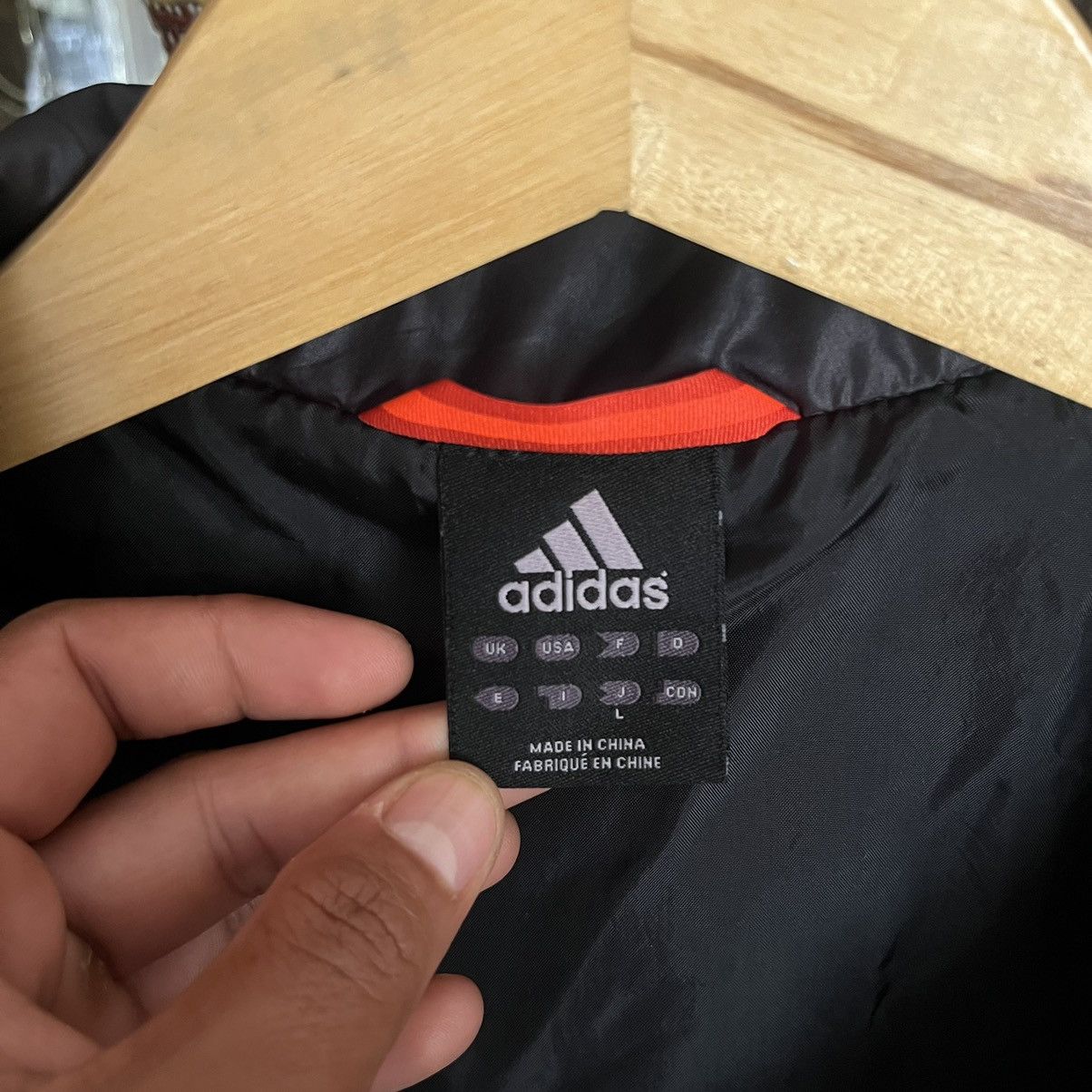 Adidas Vintage Adidas 3 Stripes Puffer Jacket Size US L / EU 52-54 / 3 - 8 Thumbnail