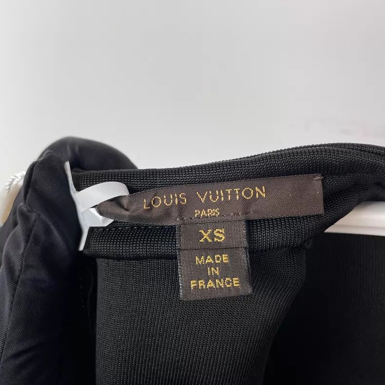 Louis Vuitton Louis Vuitton Black Back Zip Short Sleeve Dress Size XS / US 0-2 / IT 36-38 - 6 Thumbnail