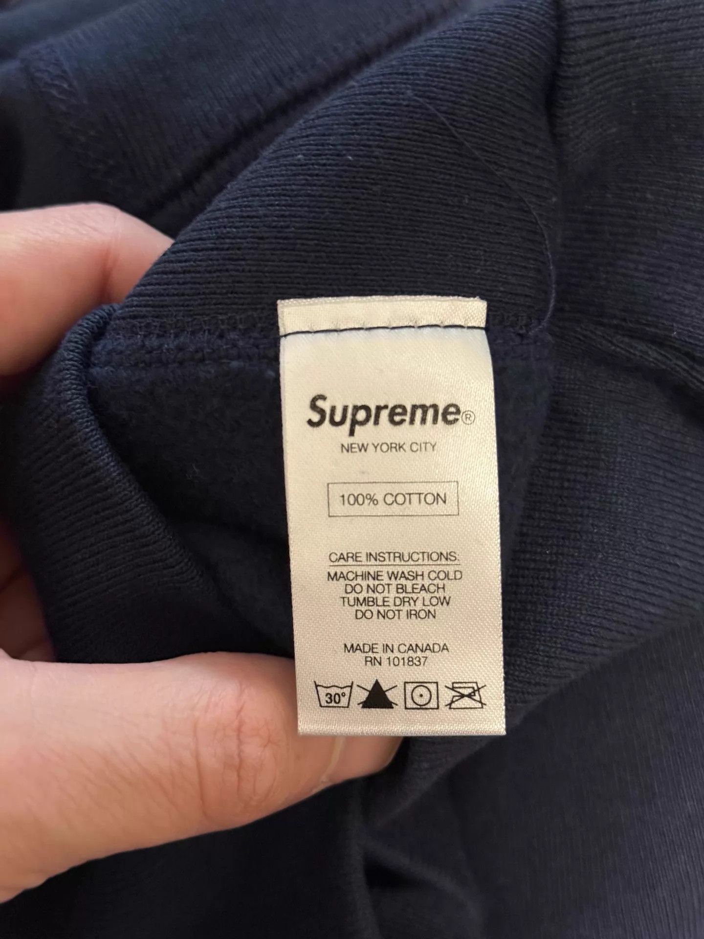 Supreme Supreme FW15 Red on Navy Box Logo Crewneck M Size US M / EU 48-50 / 2 - 7 Thumbnail