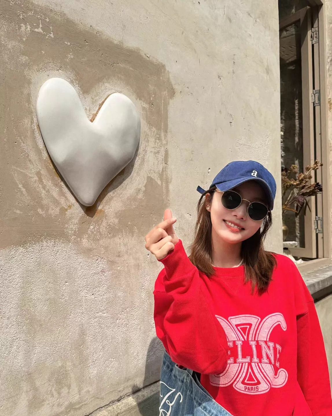 Celine Celine Berry Red Triomphe Big Logo Sweat M Deadstock Size M / US 6-8 / IT 42-44 - 7 Thumbnail