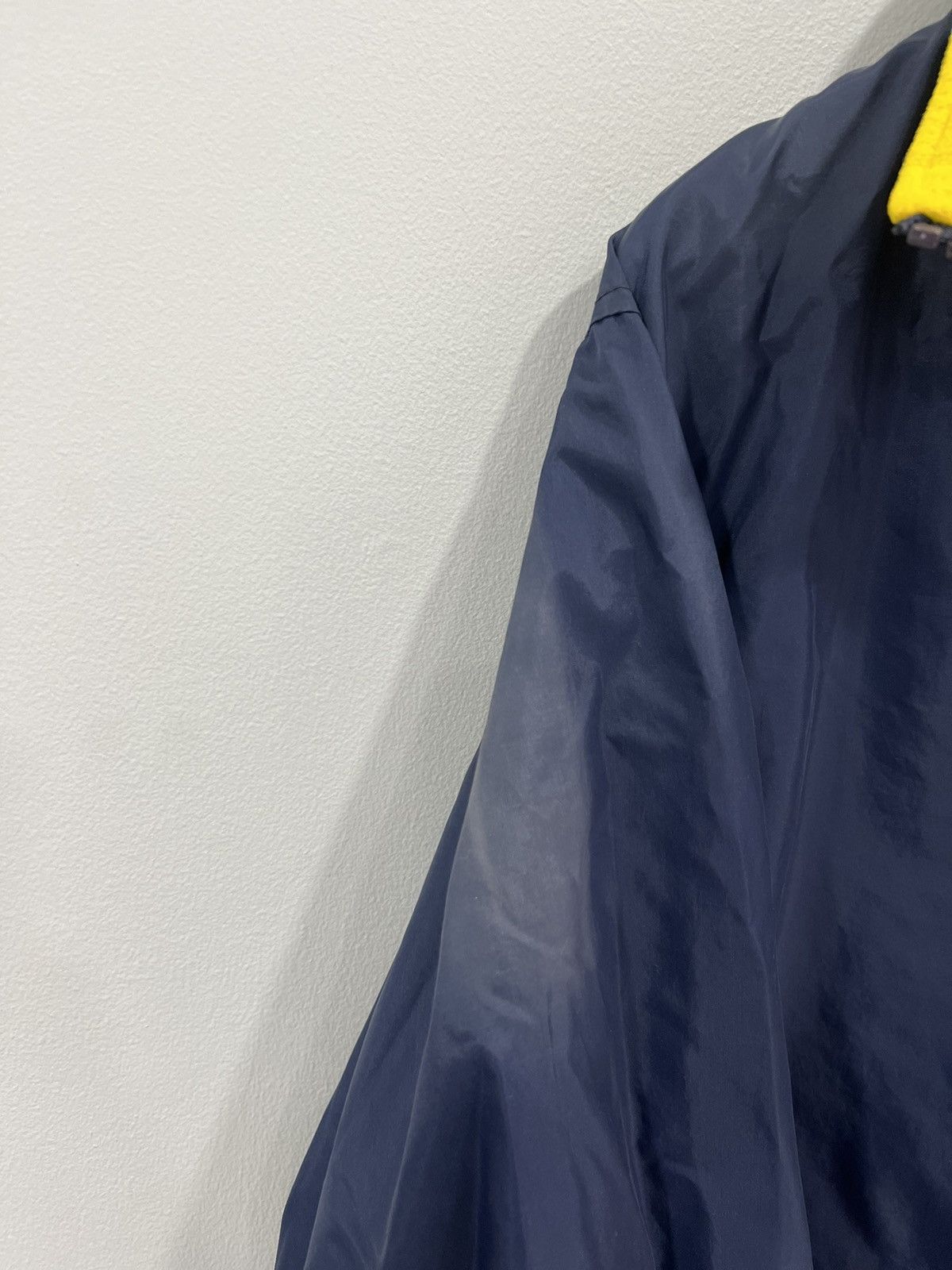 Japanese Brand Vintage Tommy Hilfiger Windbreaker Jacket Size US L / EU 52-54 / 3 - 6 Thumbnail
