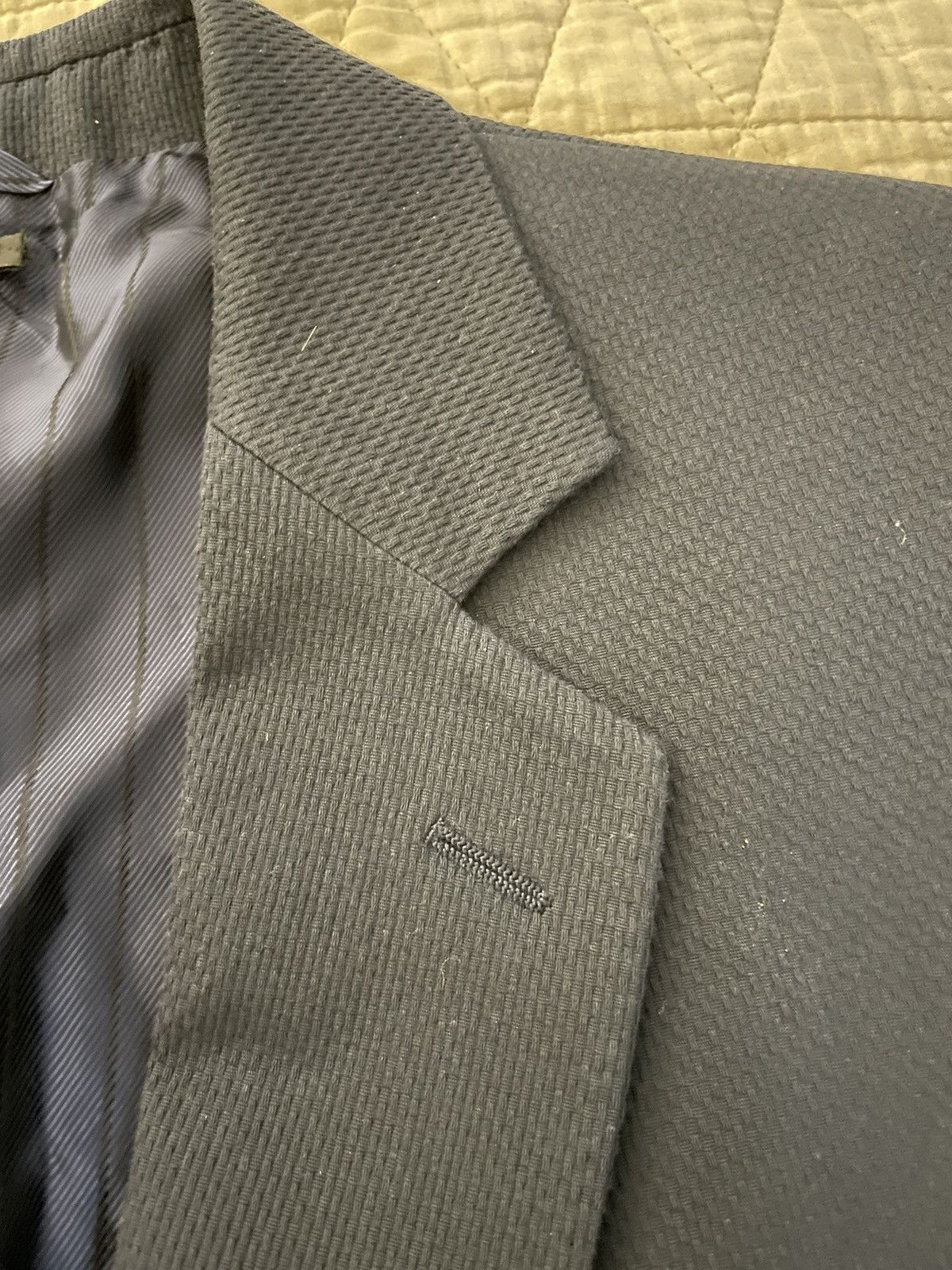 Giorgio Armani The Iconic Textured Navy Blazer Size 44R - 3 Thumbnail