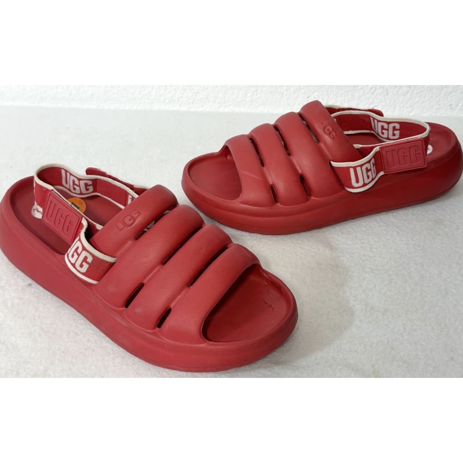 Ugg UGG SPORT YEAH SLIDE WOMENS US 11 SAMBA RED WATERPROOF SANDAL SLIDE SHOE Red 11 Womens Sport Yeah Slid‍e Size US 11 / IT 41 - 2 Thumbnail