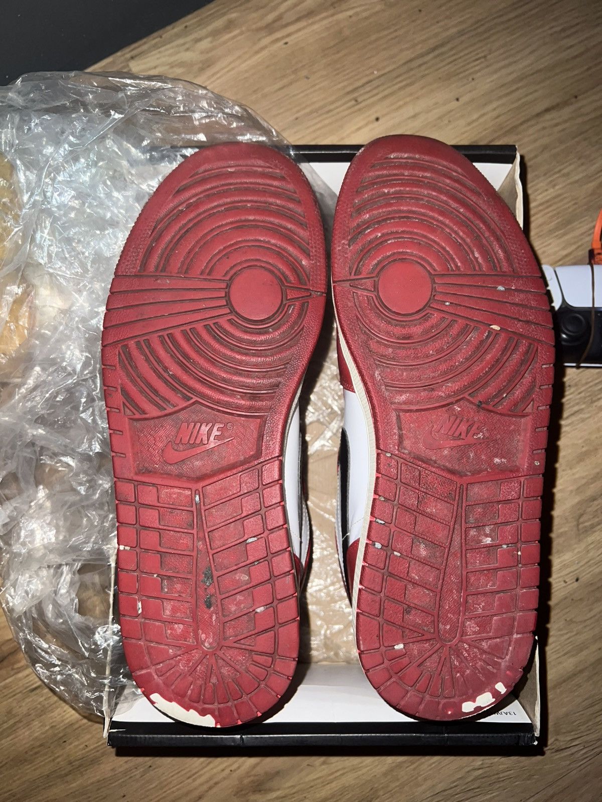 Jordan Brand Jordan 1 Chicago 2013 Size US 9.5 / EU 42-43 - 7 Thumbnail
