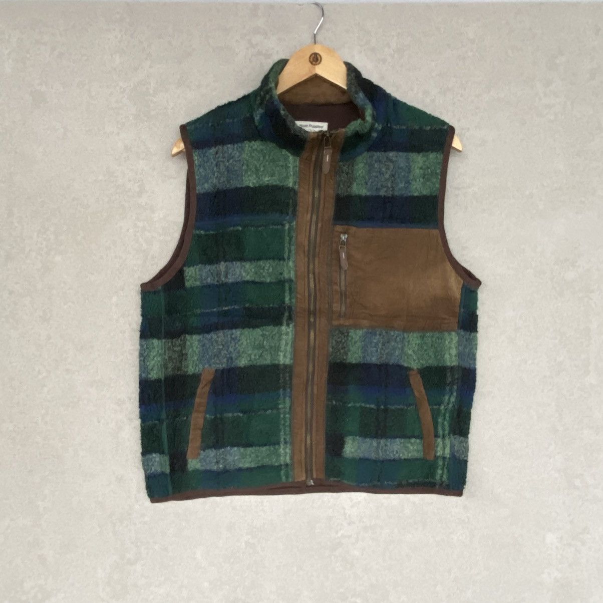 Other Vintage Hush Puppies Green And Blue Plaid Fleece Vest Patch Size L / US 10 / IT 46 - 1 Thumbnail